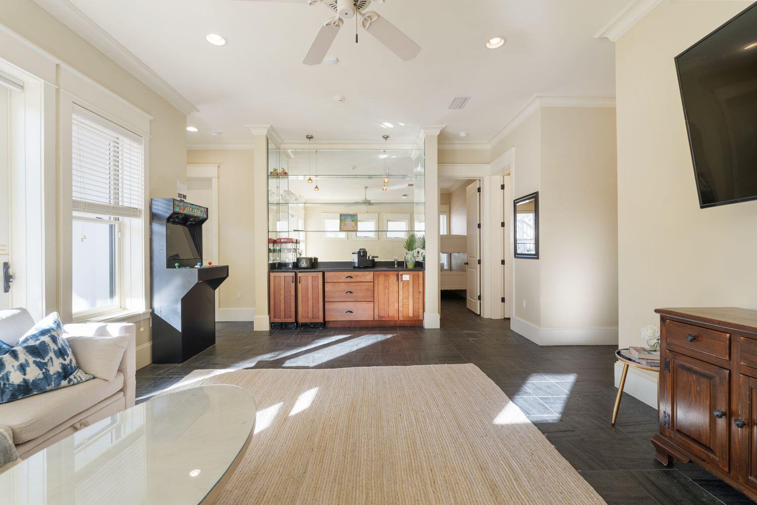 216 Sandtrap Road