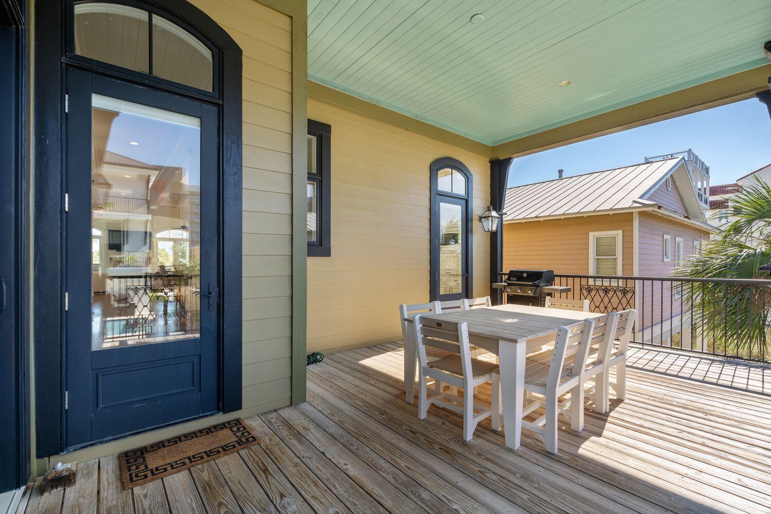 216 Sandtrap Road