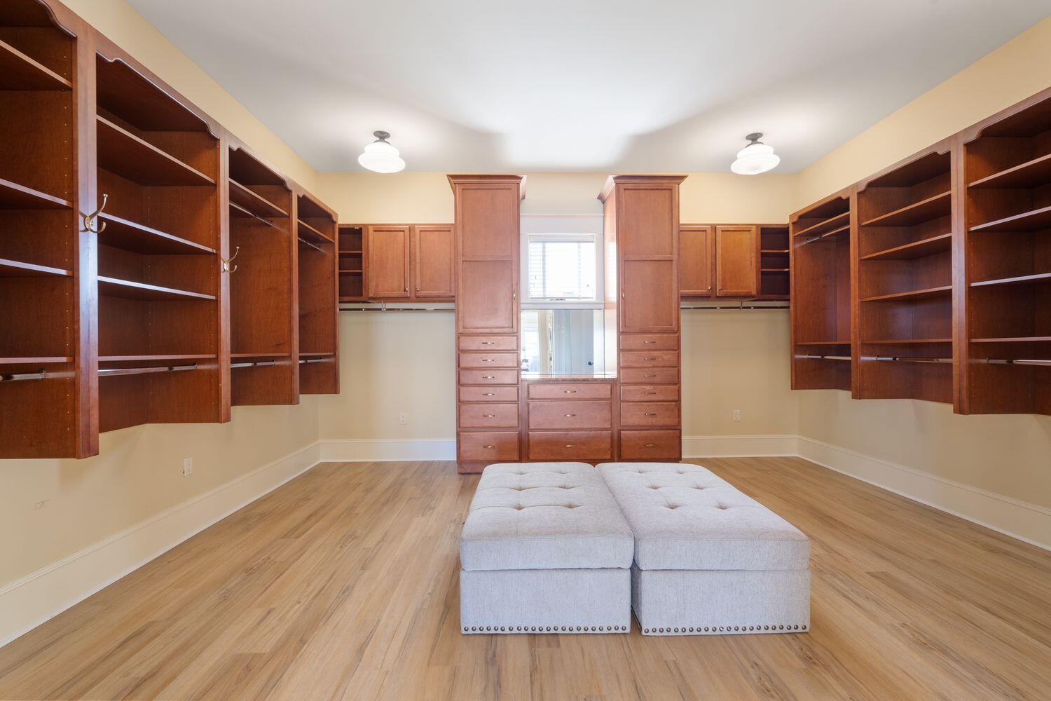 216 Sandtrap Road