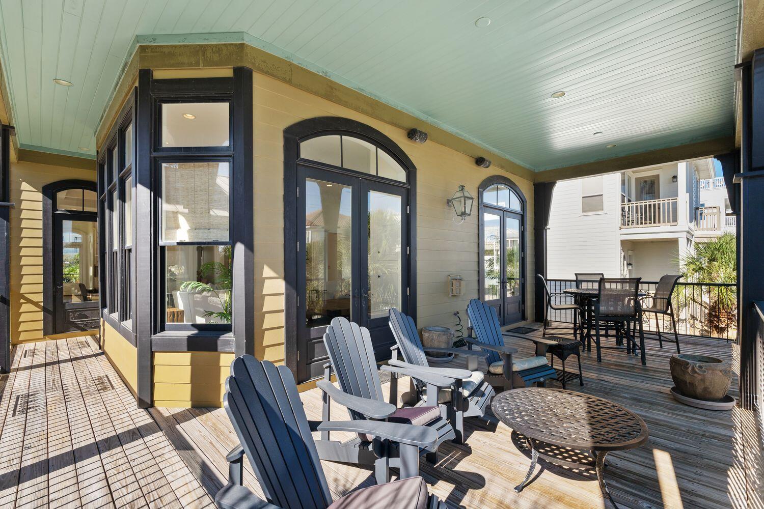 216 Sandtrap Road