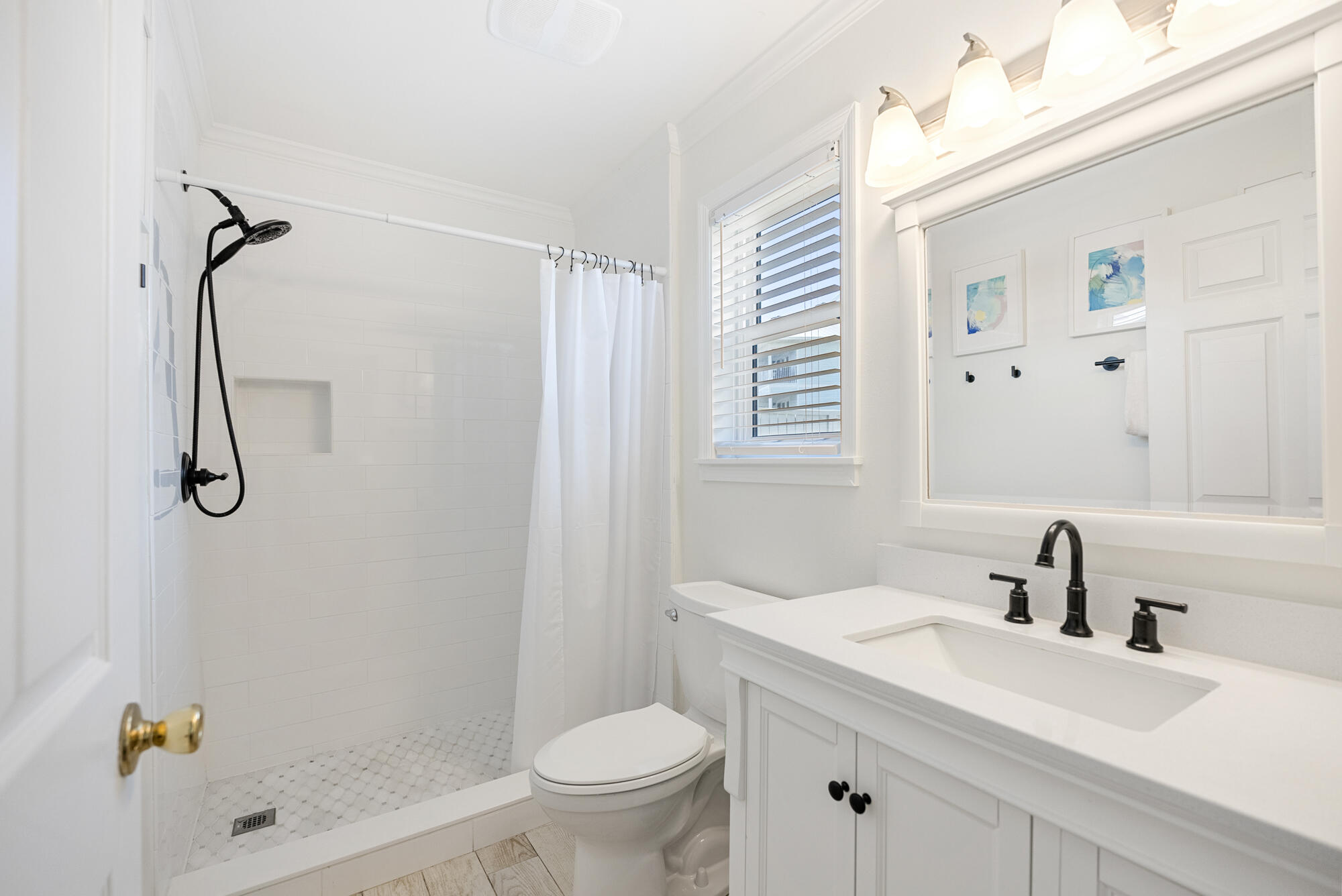 11 Beachside Drive, UNIT 811