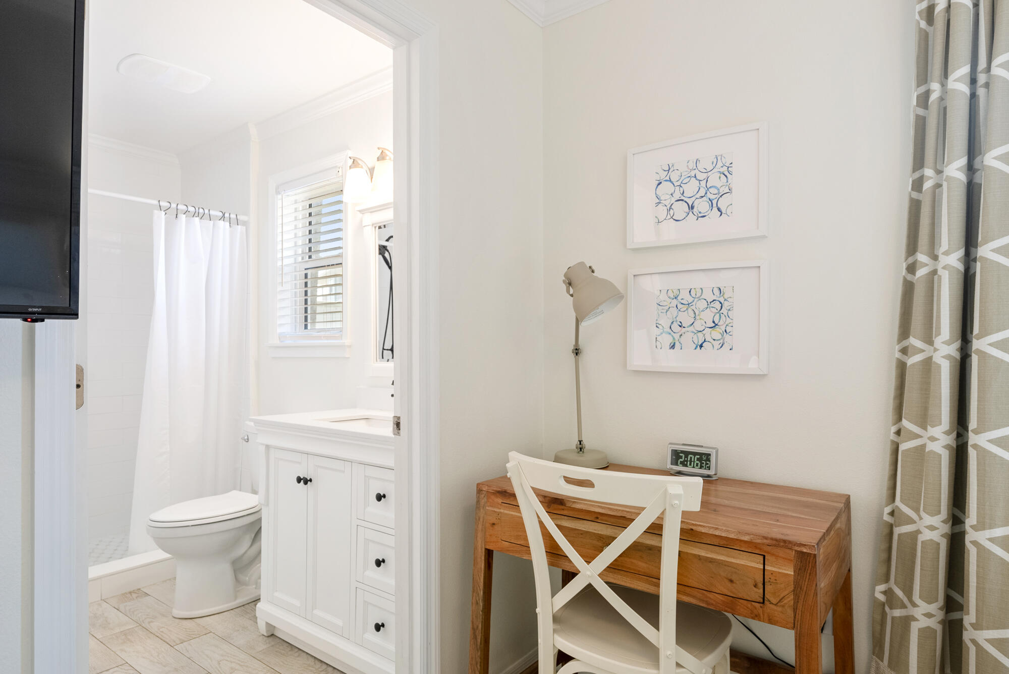 11 Beachside Drive, UNIT 811