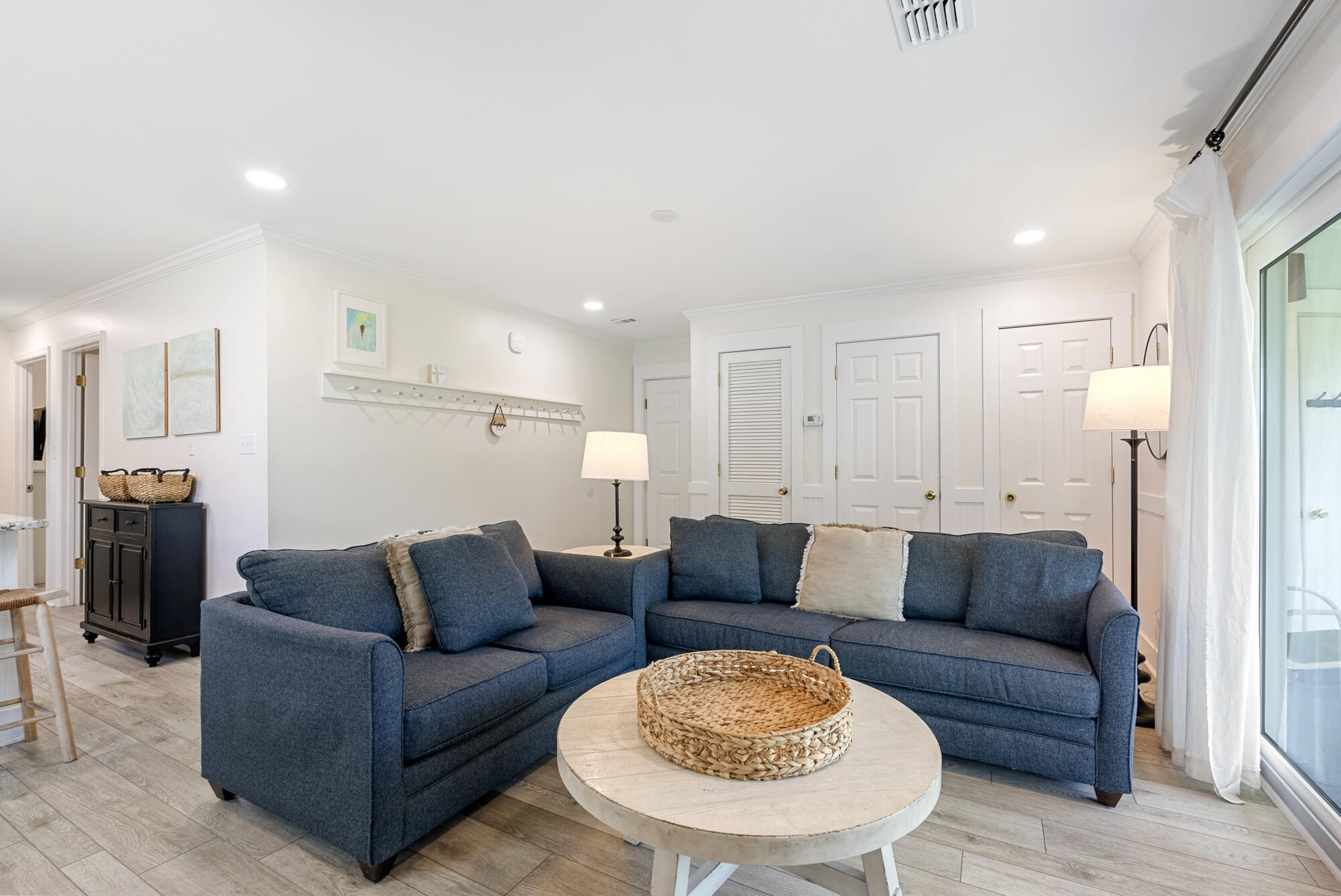 11 Beachside Drive, UNIT 811