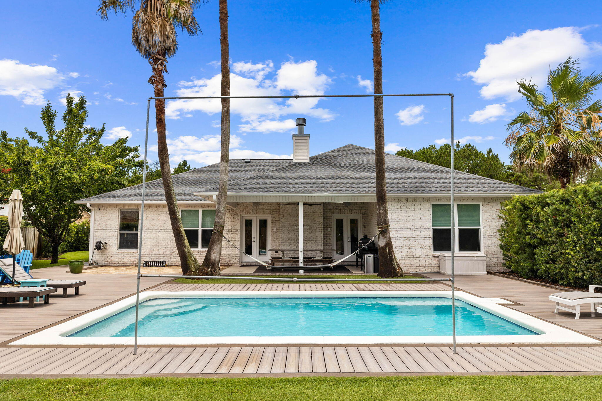 327 Calle Escada