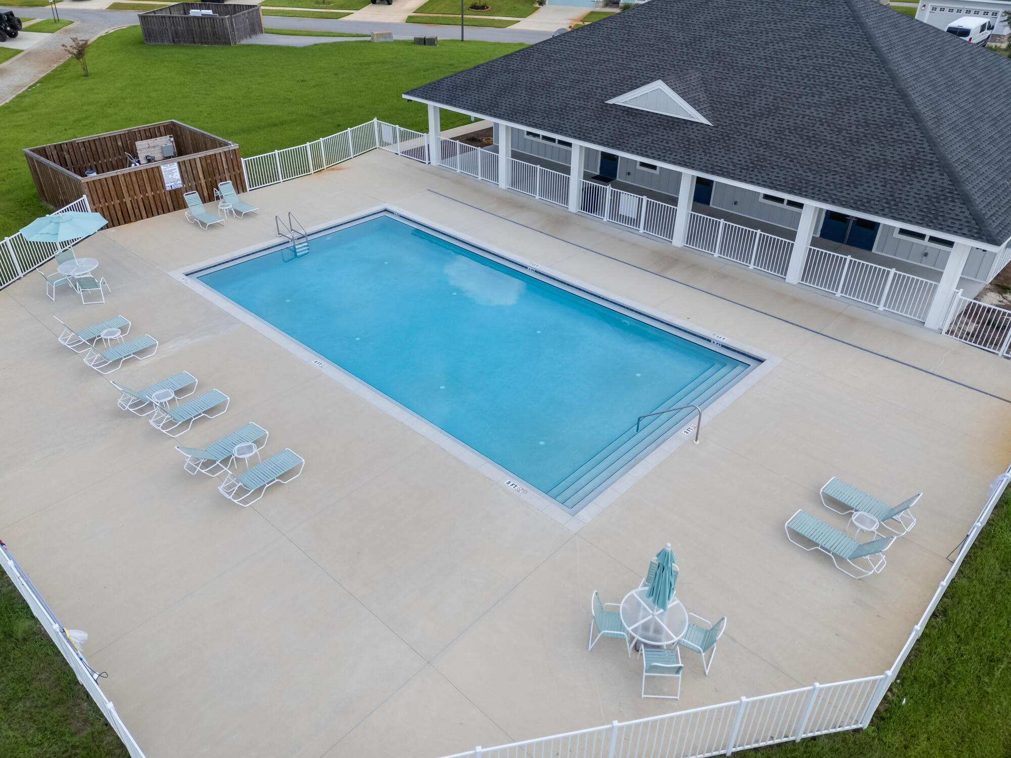 725 Riverwalk Circle