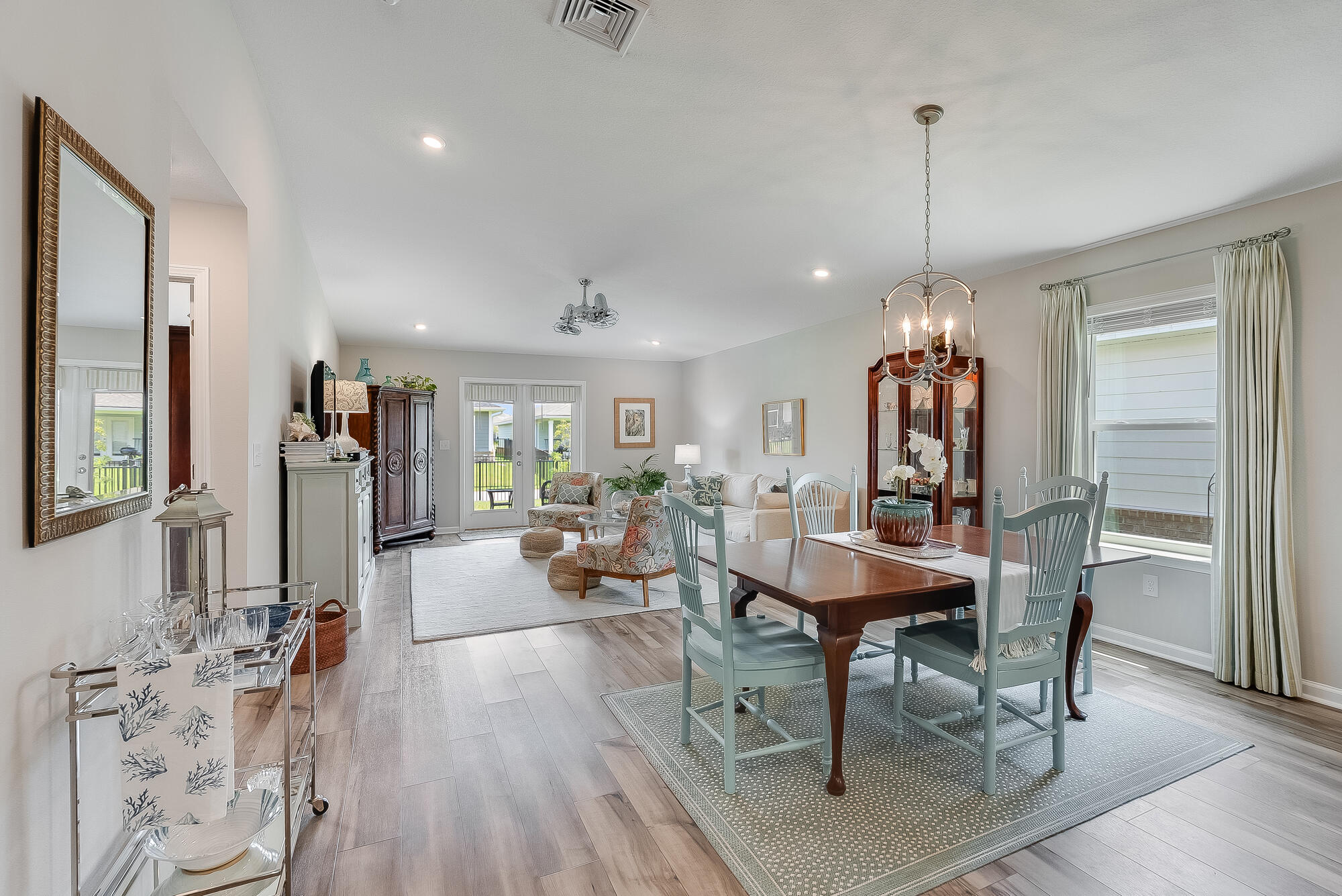 725 Riverwalk Circle