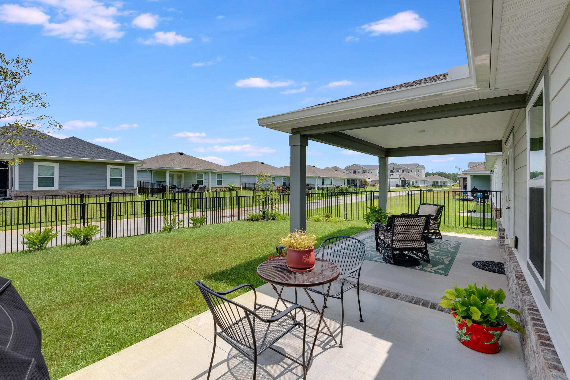 725 Riverwalk Circle