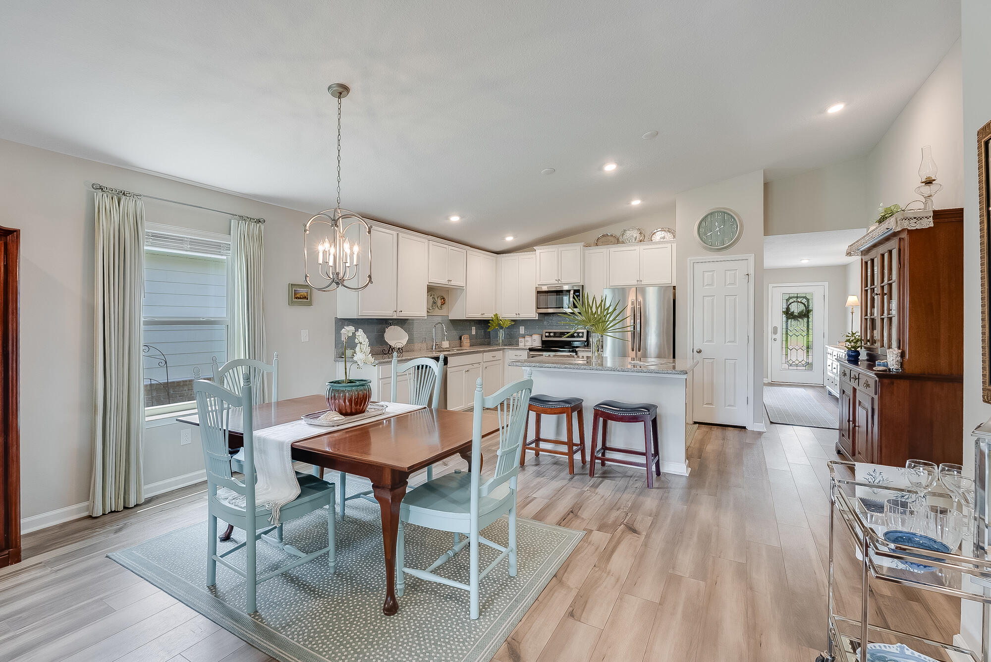 725 Riverwalk Circle
