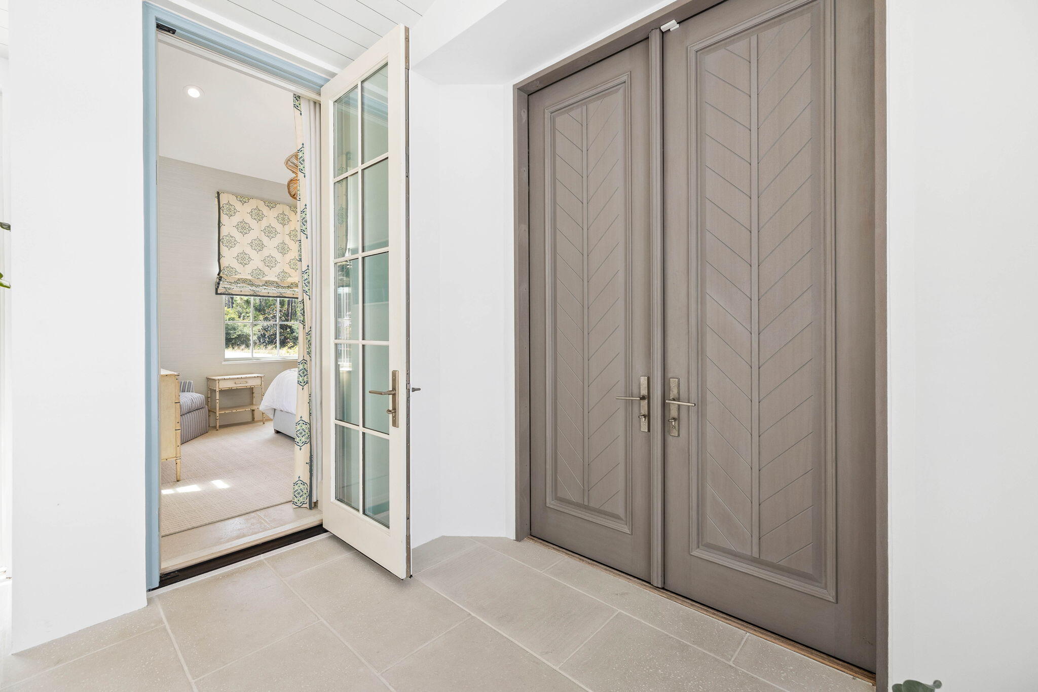 285 N Somerset Street