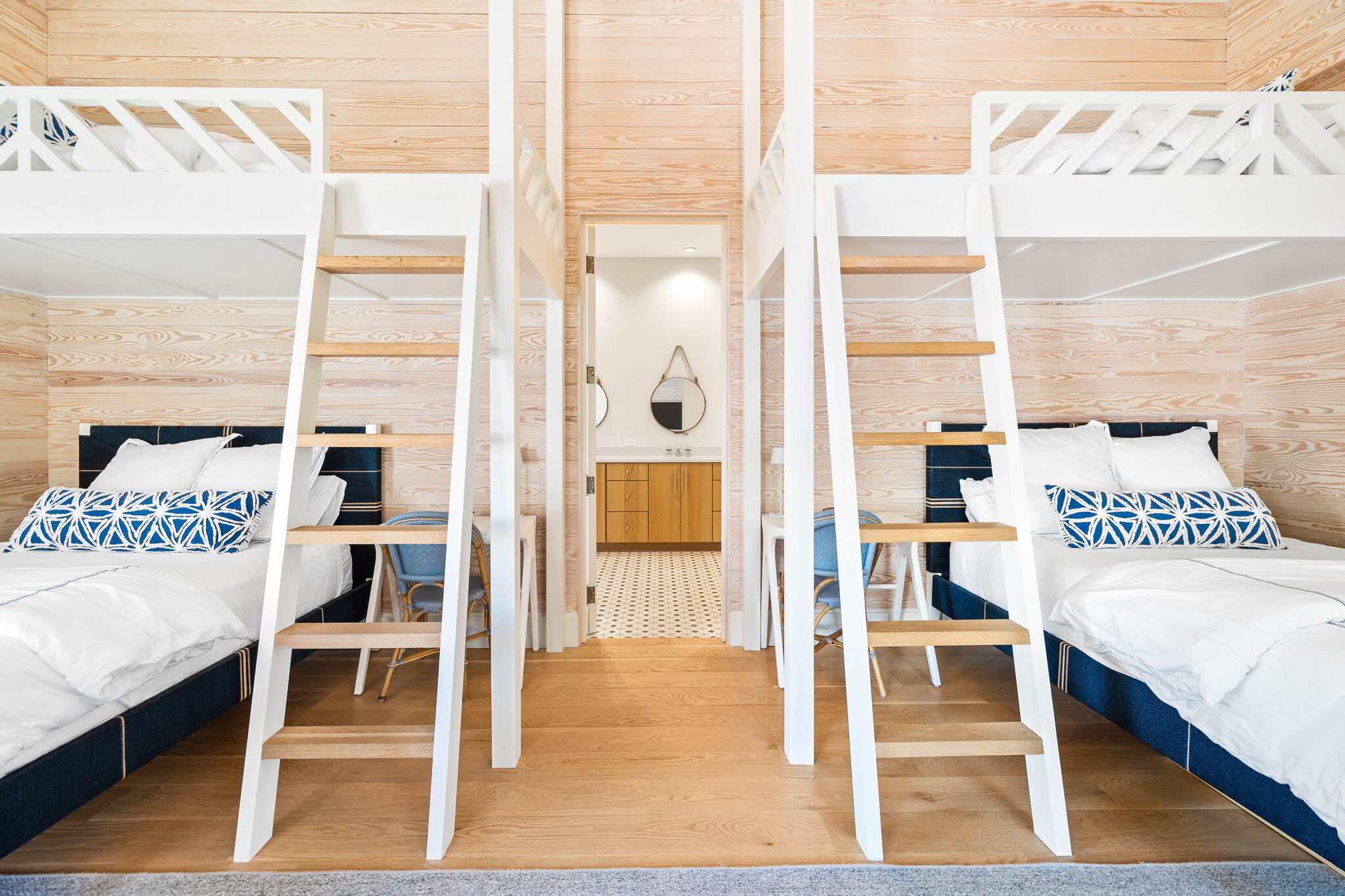 285 N Somerset Street