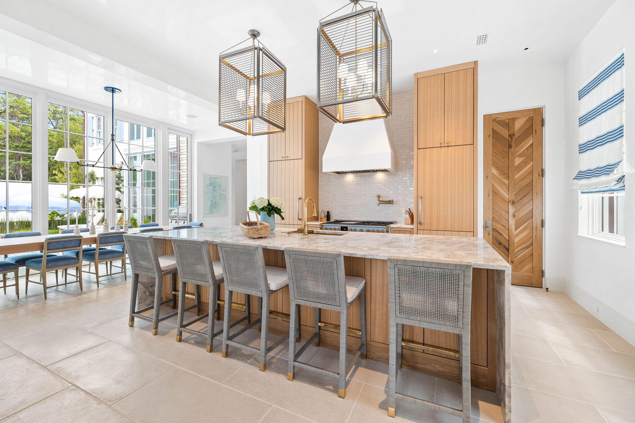 285 N Somerset Street