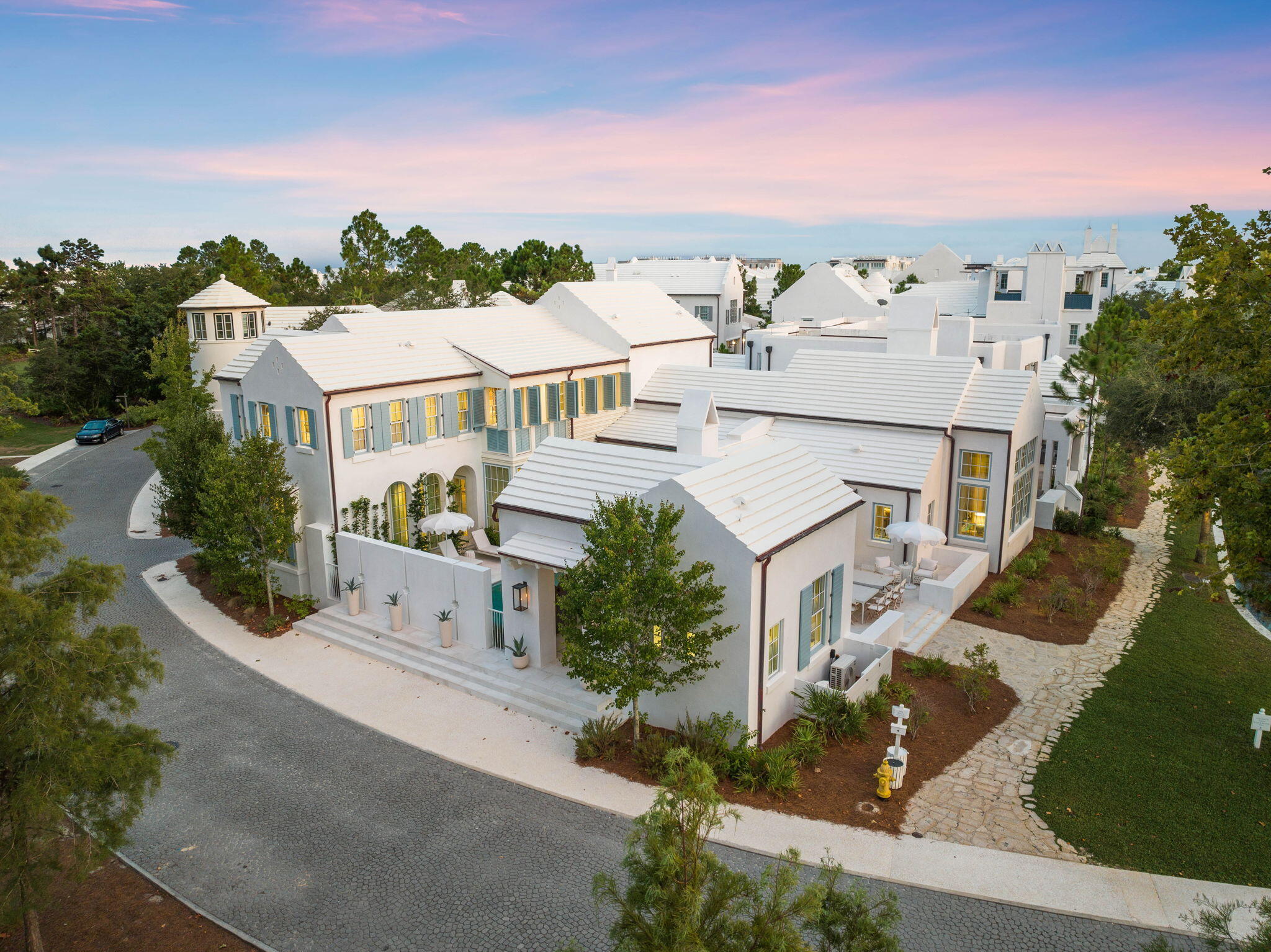 285 N Somerset Street