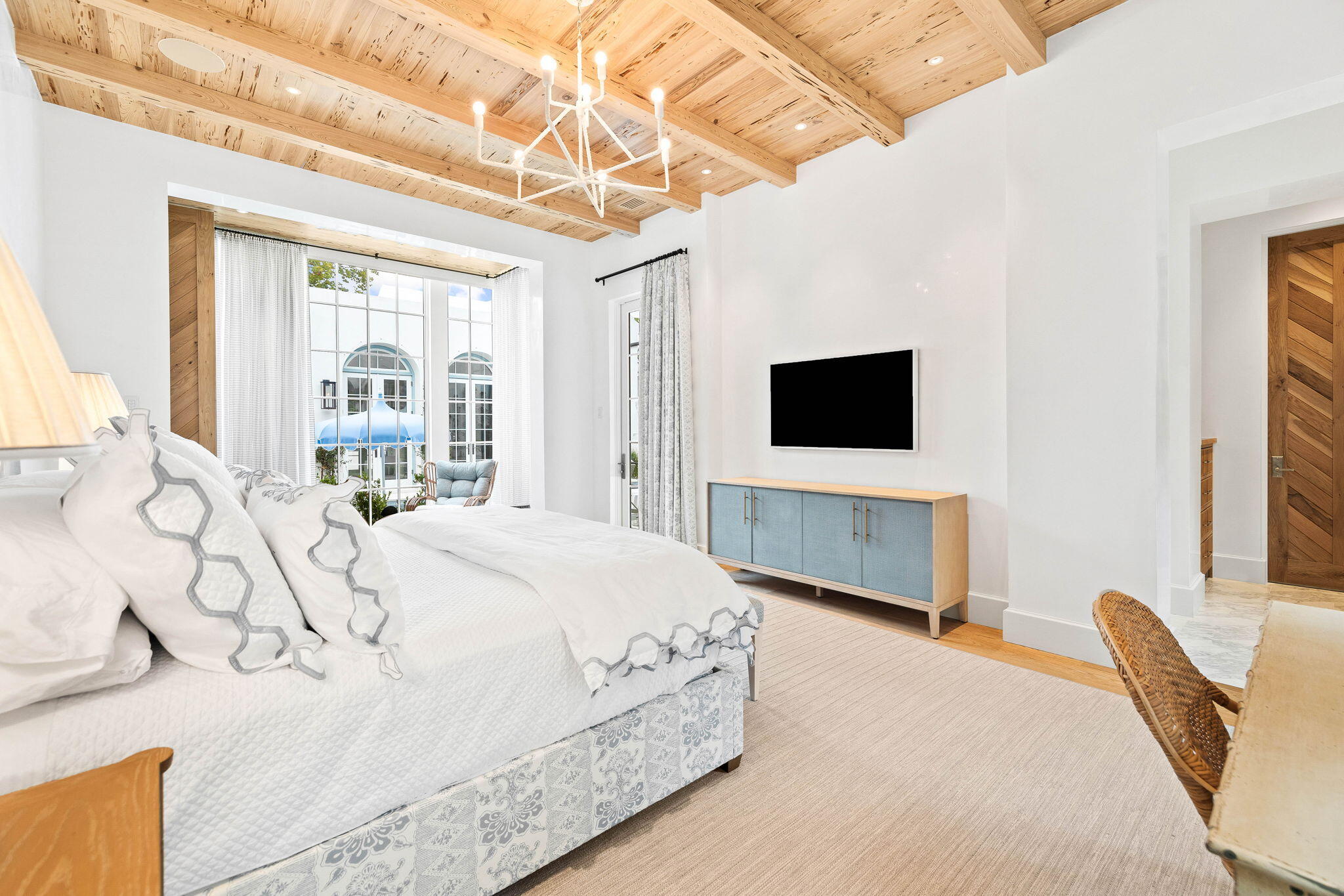 285 N Somerset Street