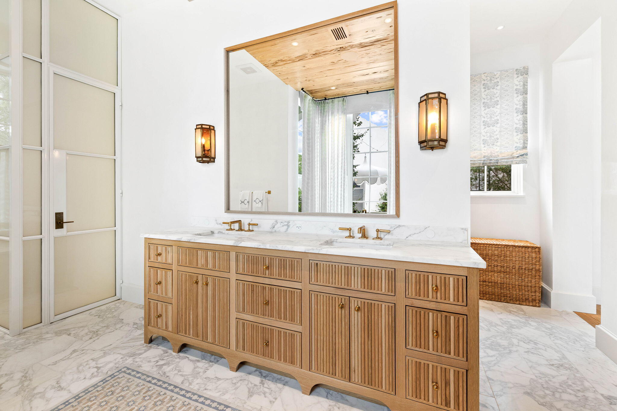 285 N Somerset Street