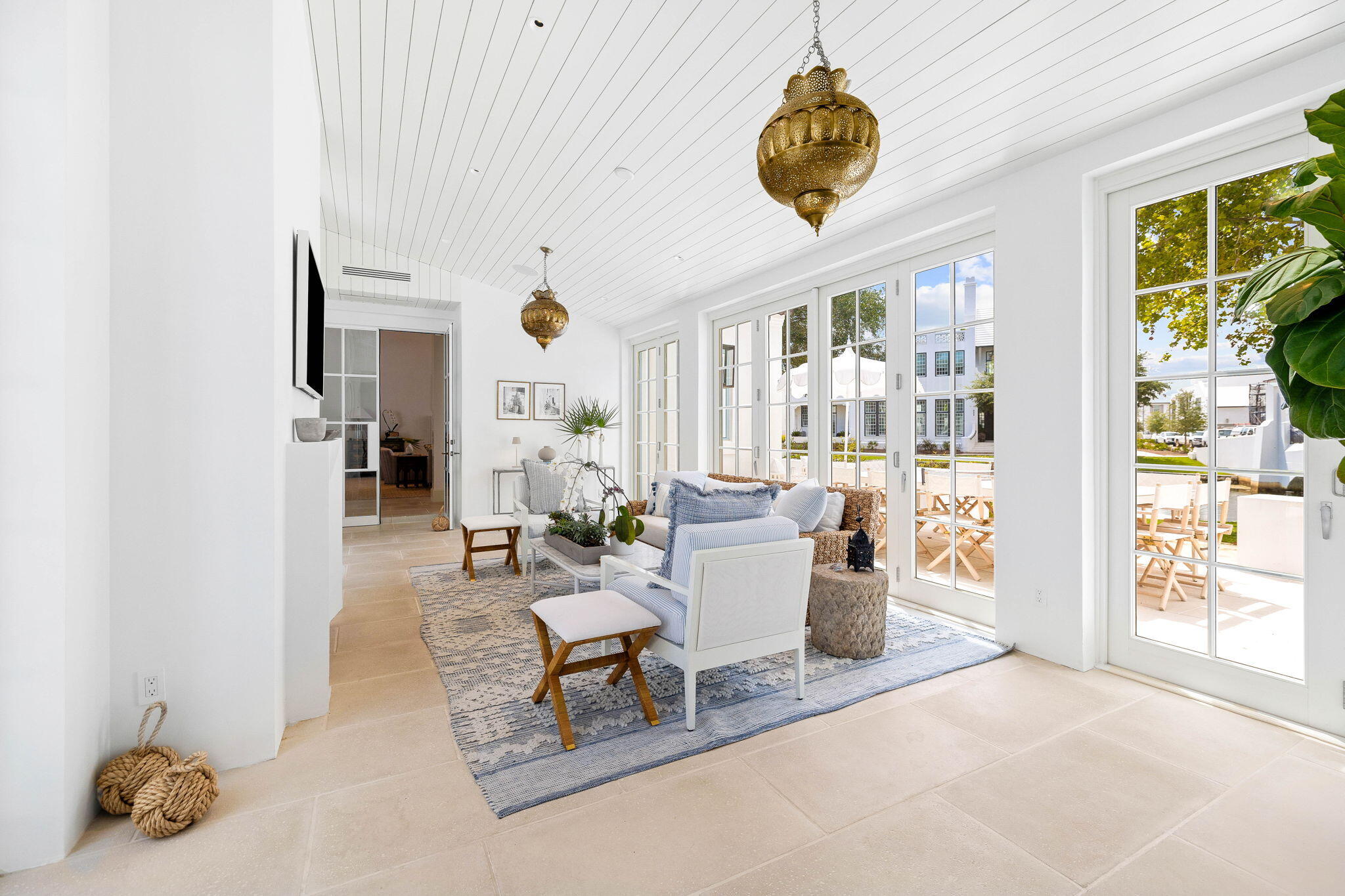 285 N Somerset Street