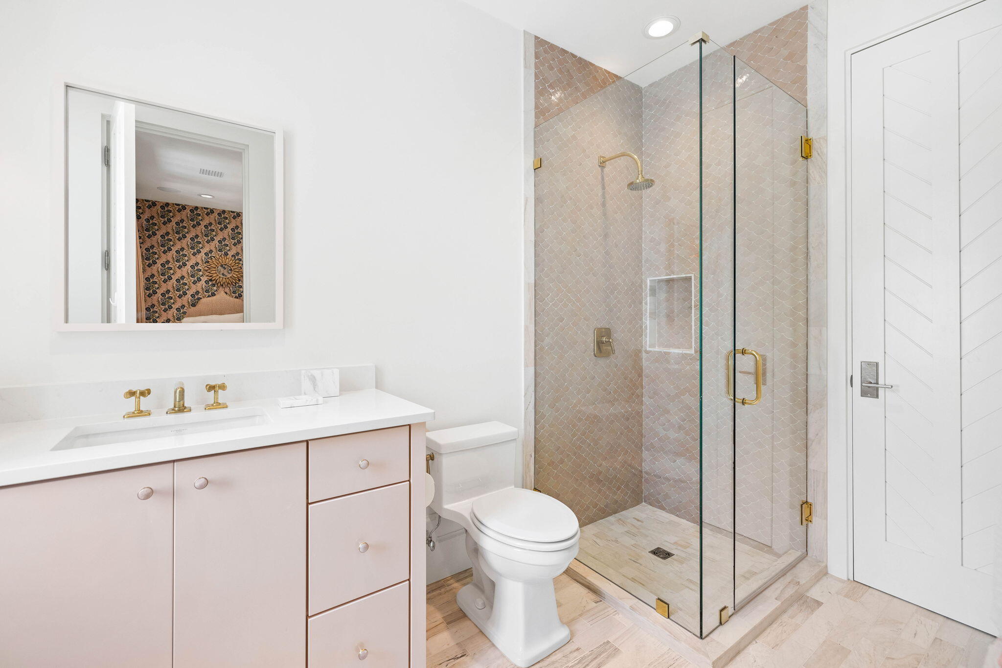 285 N Somerset Street