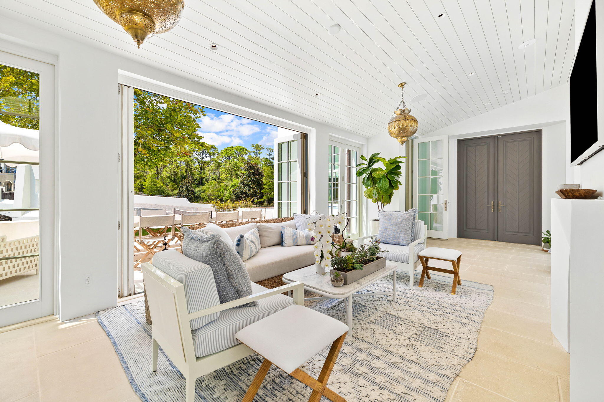 285 N Somerset Street