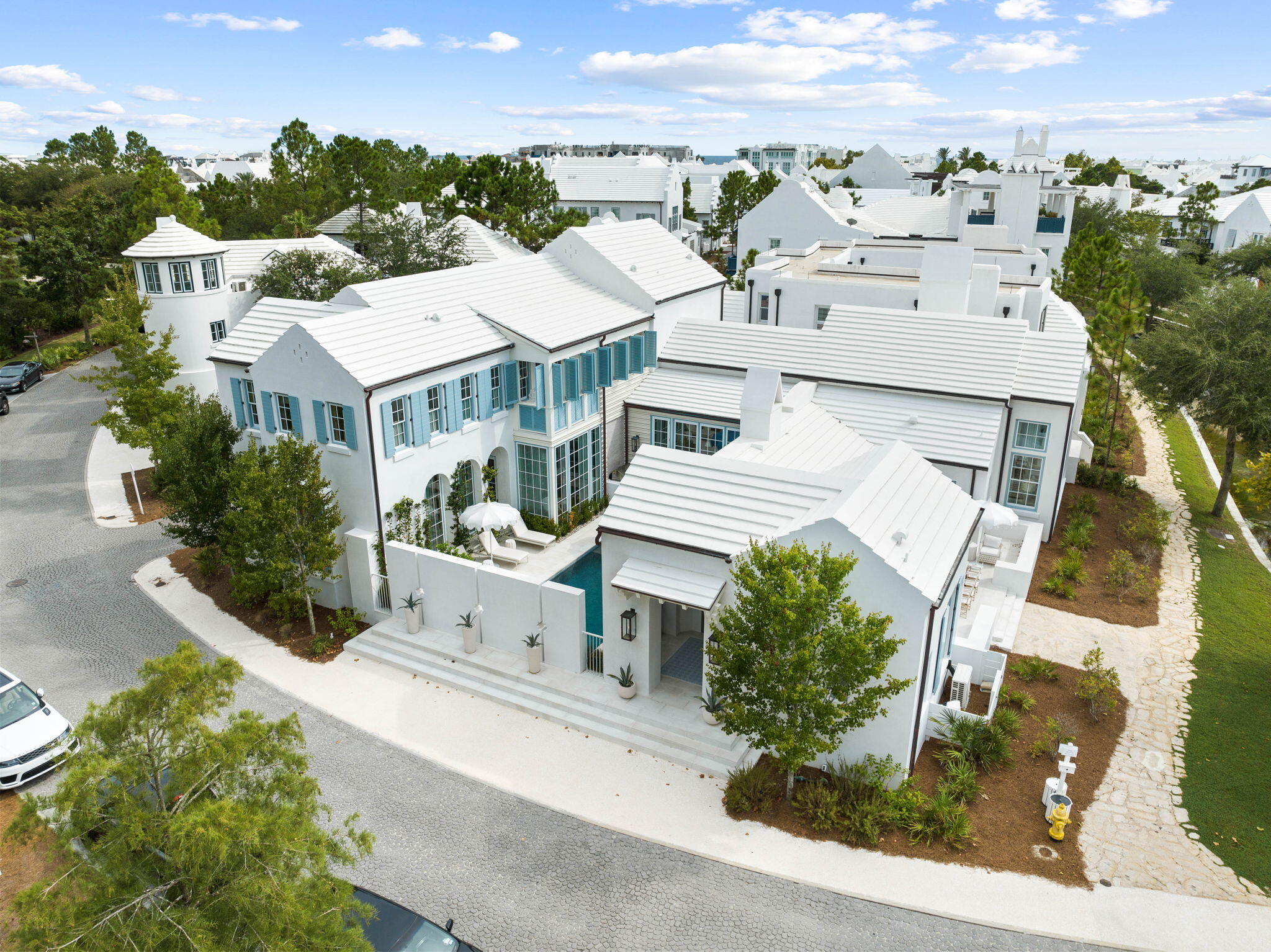 285 N Somerset Street