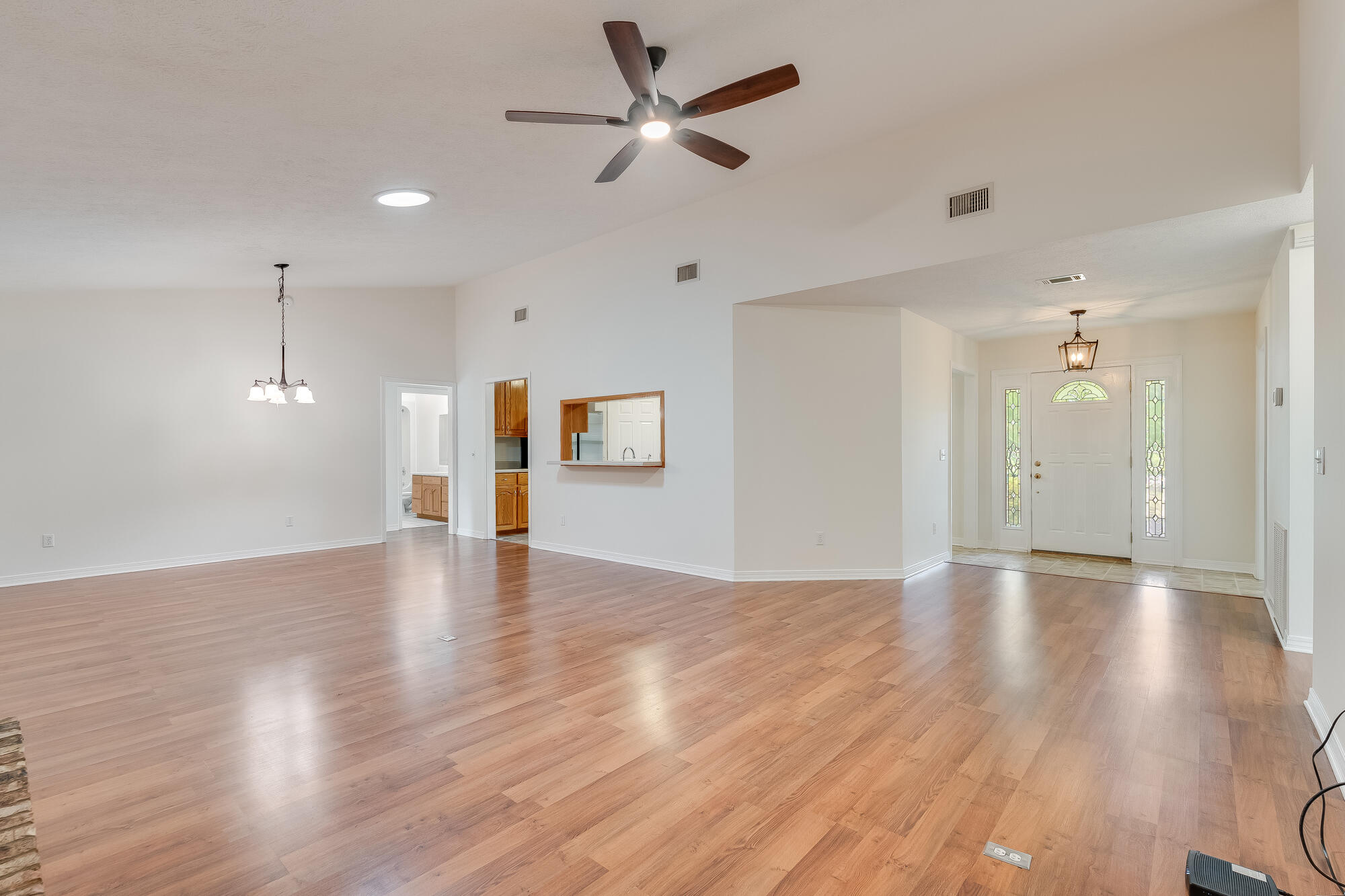 397 Hidden Lakes Trail, DeFuniak Springs