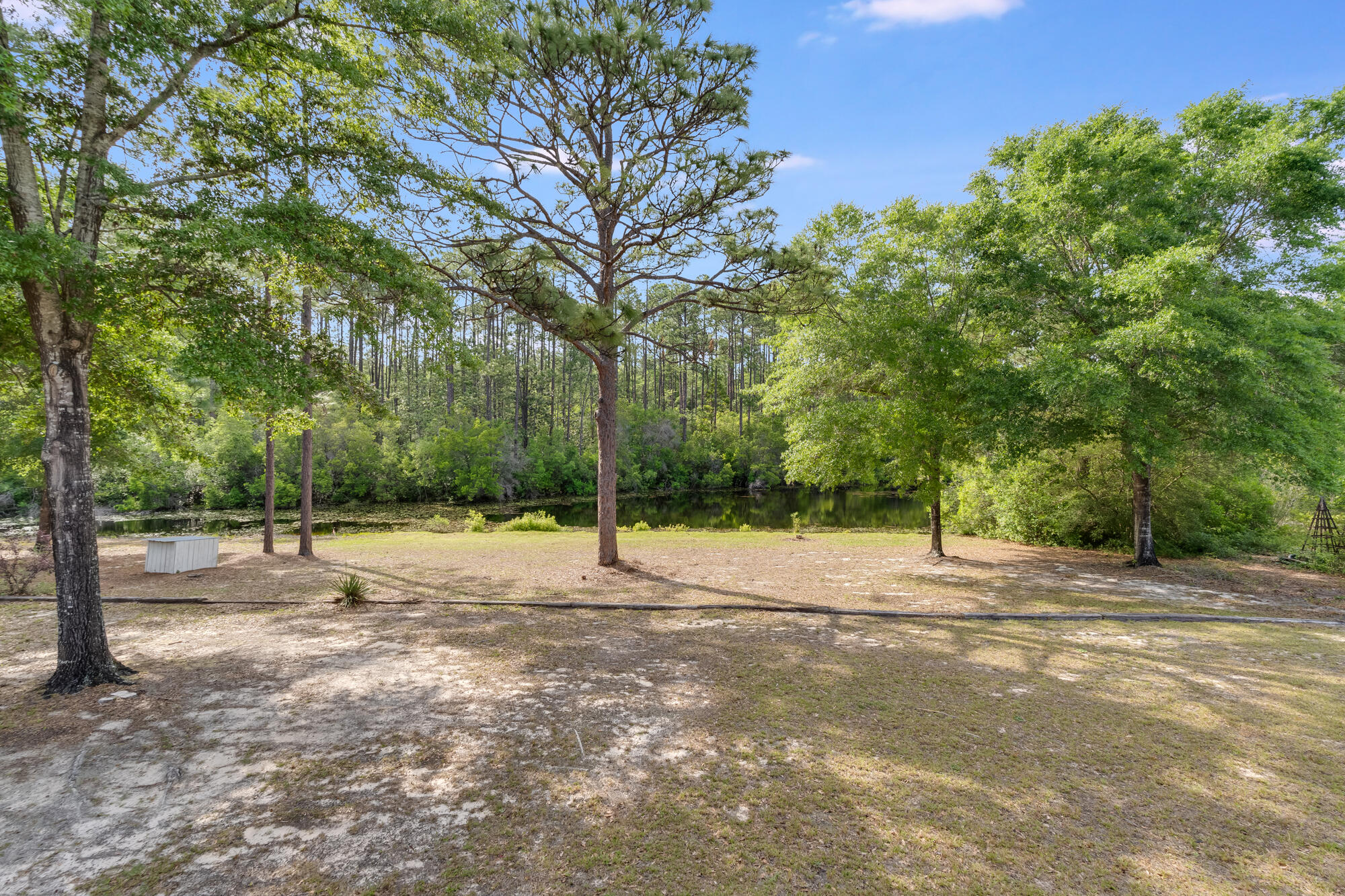 397 Hidden Lakes Trail, DeFuniak Springs