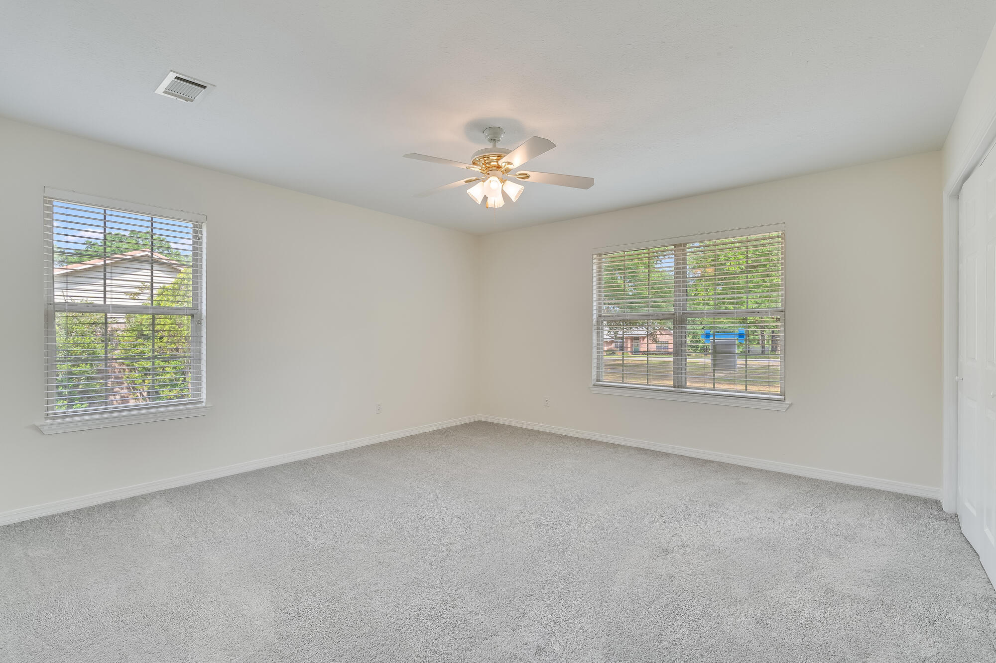 397 Hidden Lakes Trail, DeFuniak Springs