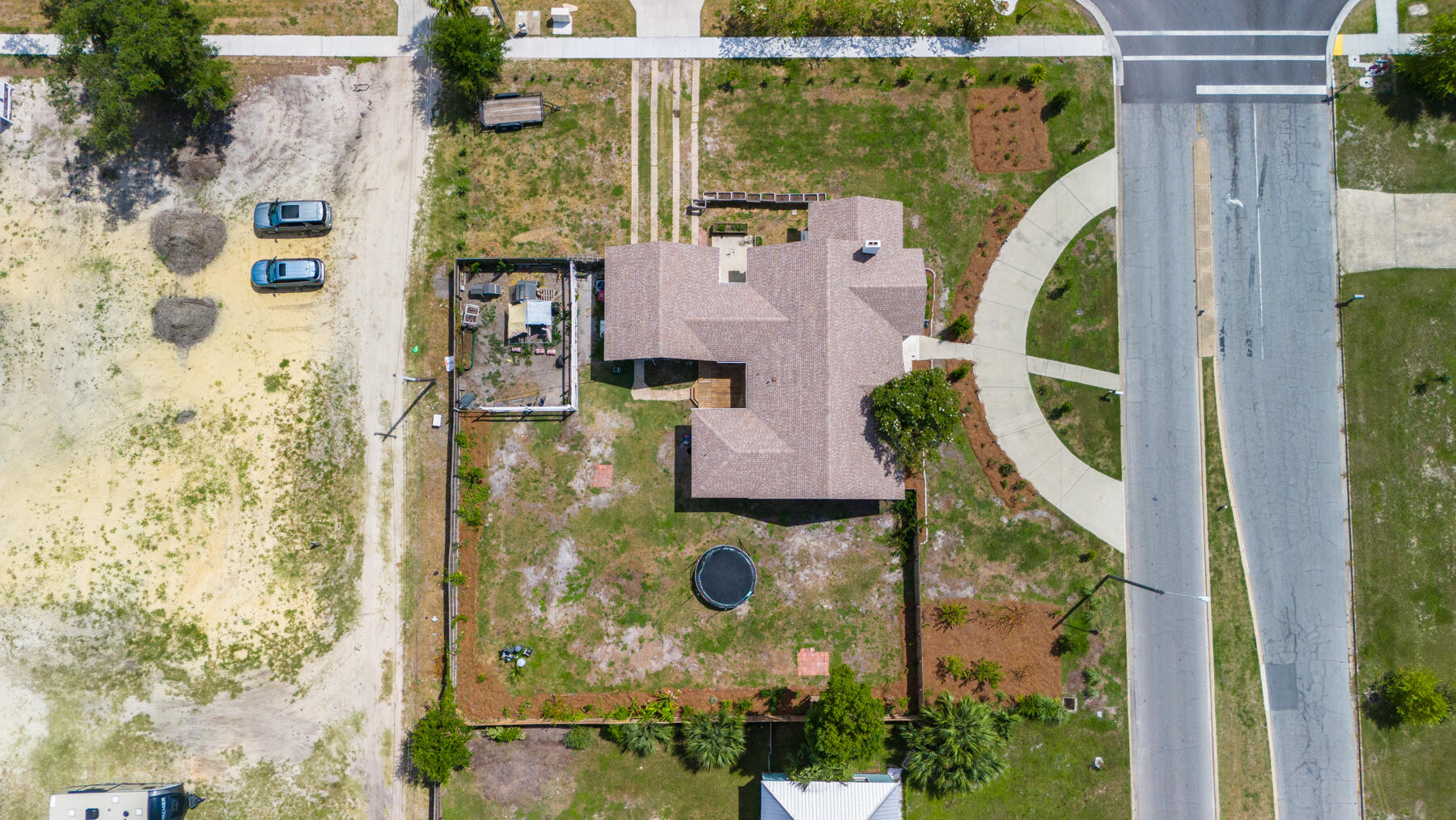 102 N Cove Boulevard
