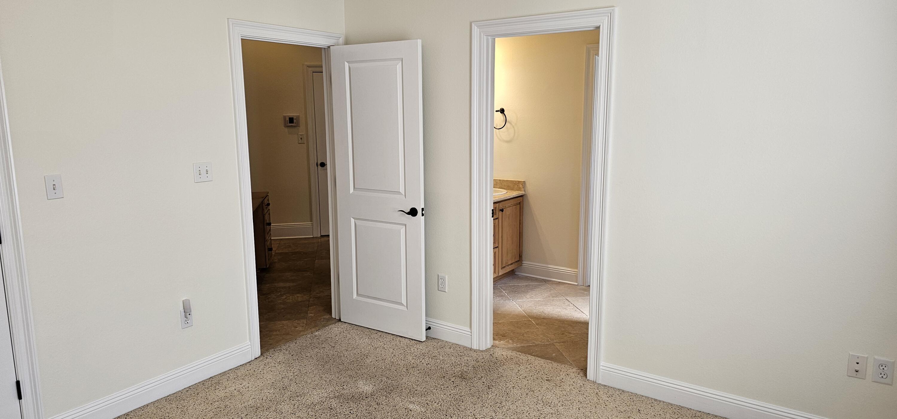 2707 Avenida De Soto