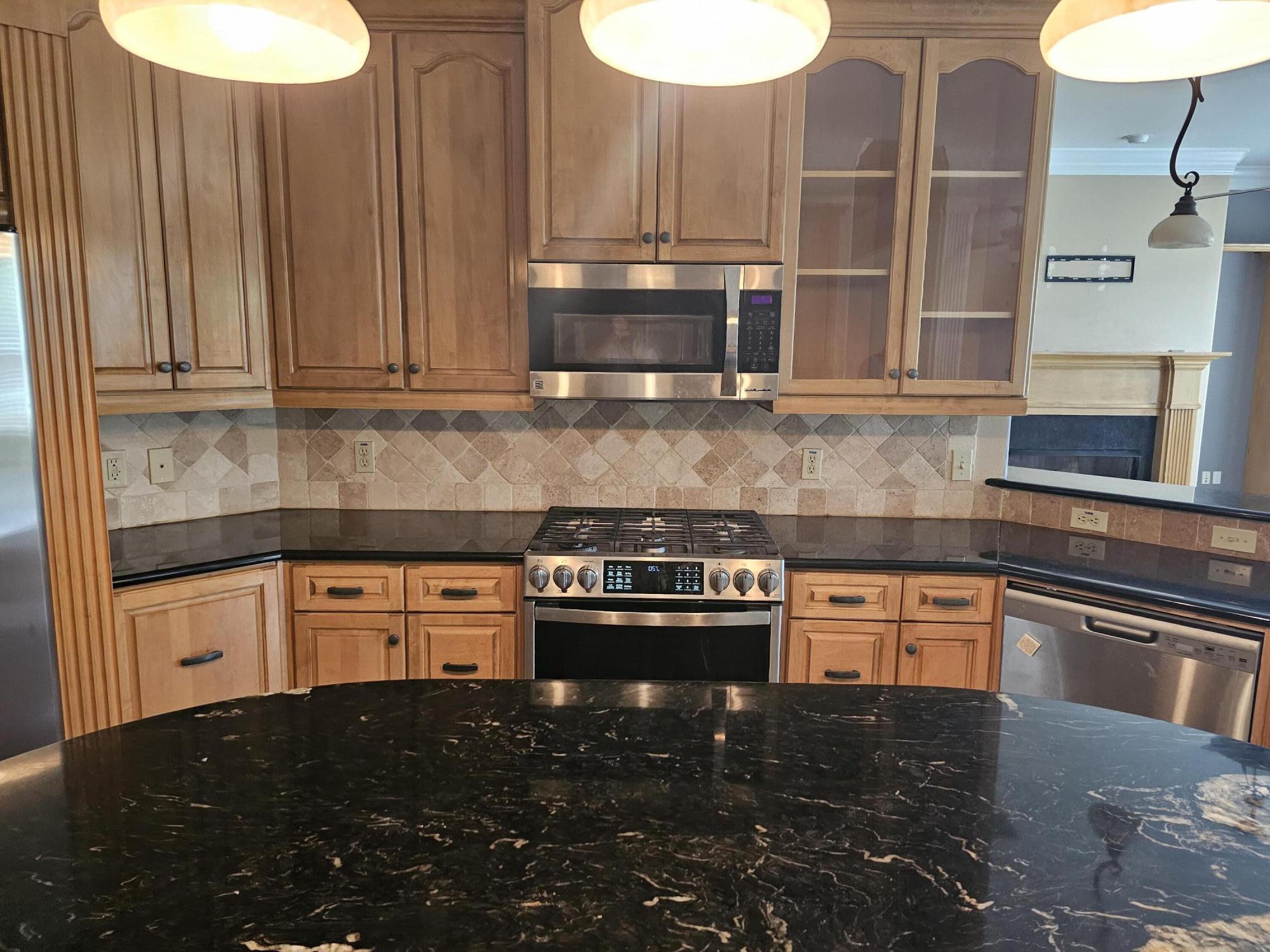 2707 Avenida De Soto