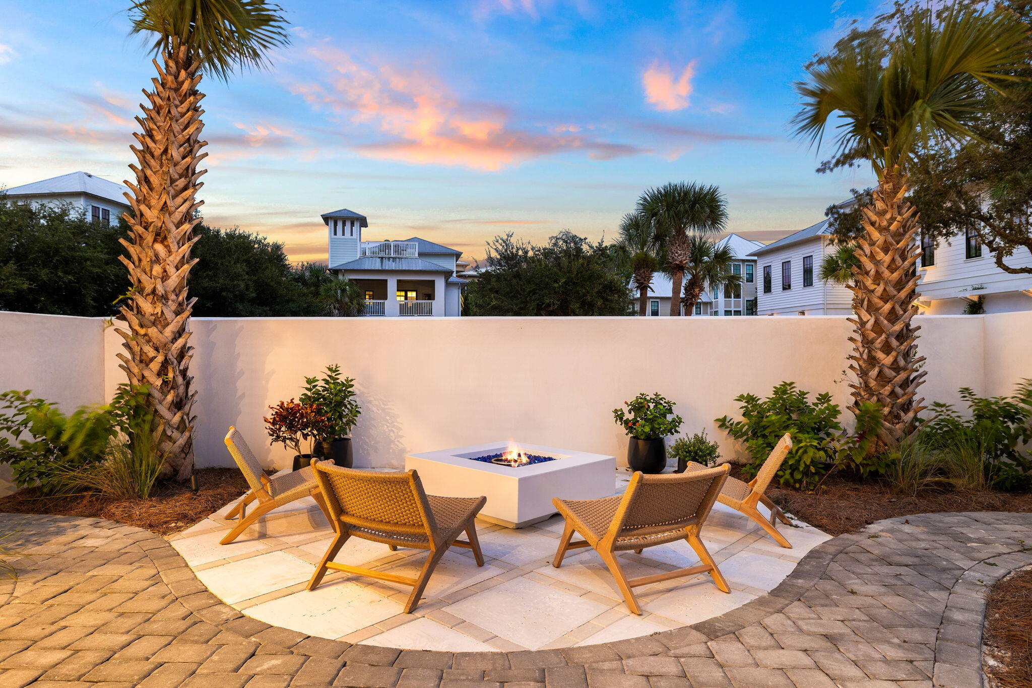 208 Sand Oaks Circle