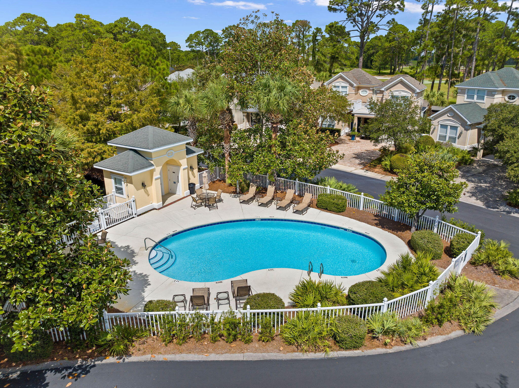 16 Masters Court