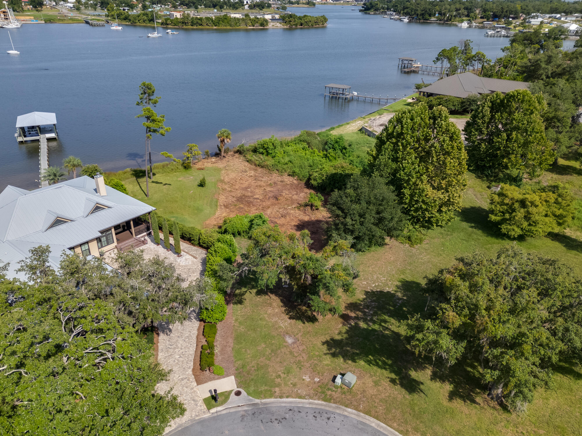 1107 Cove Pointe Drive