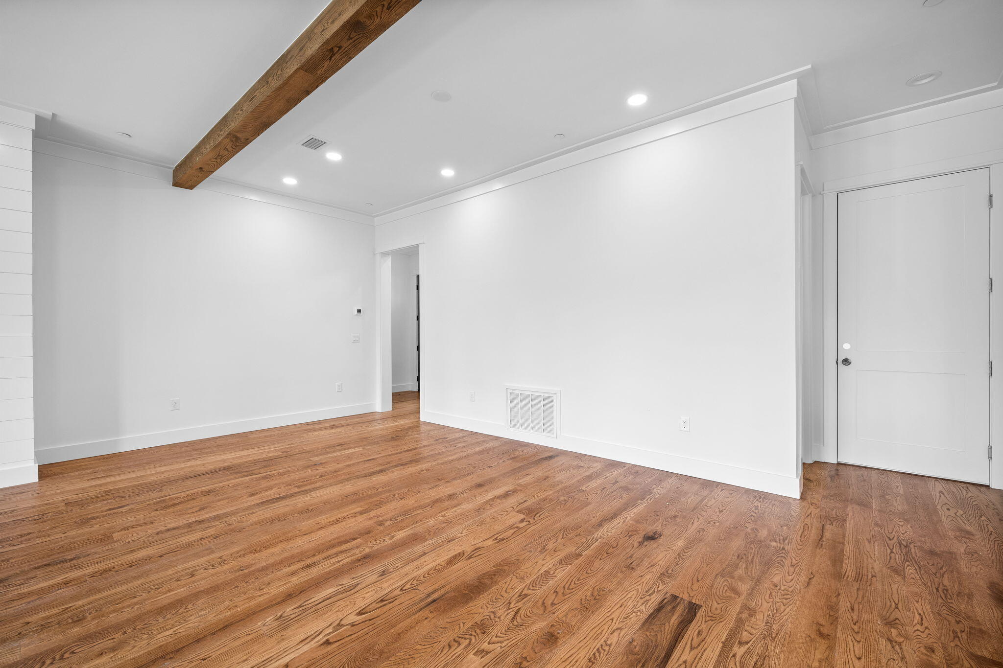 1407 Courtside Drive 701