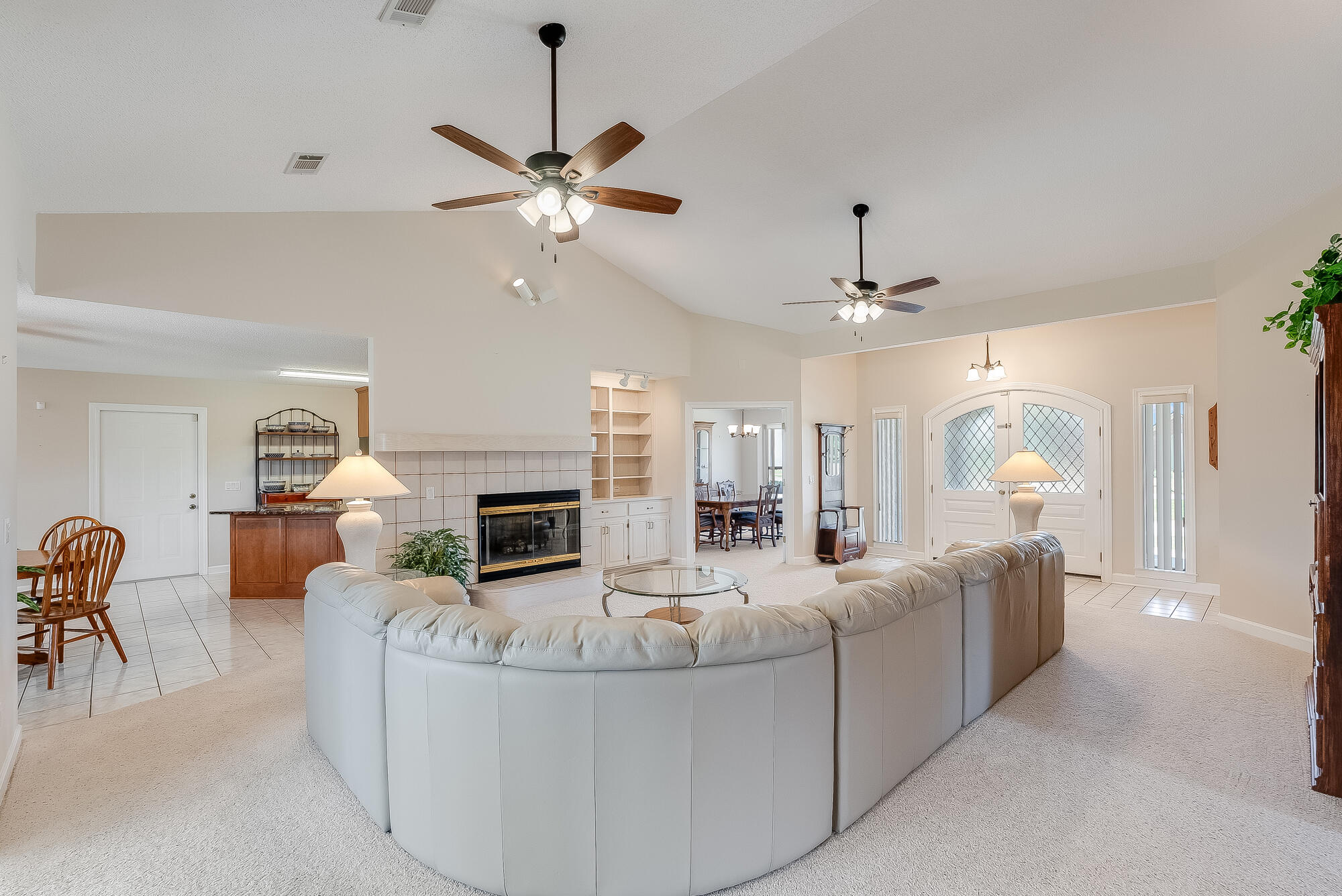 2884 Tupelo Drive