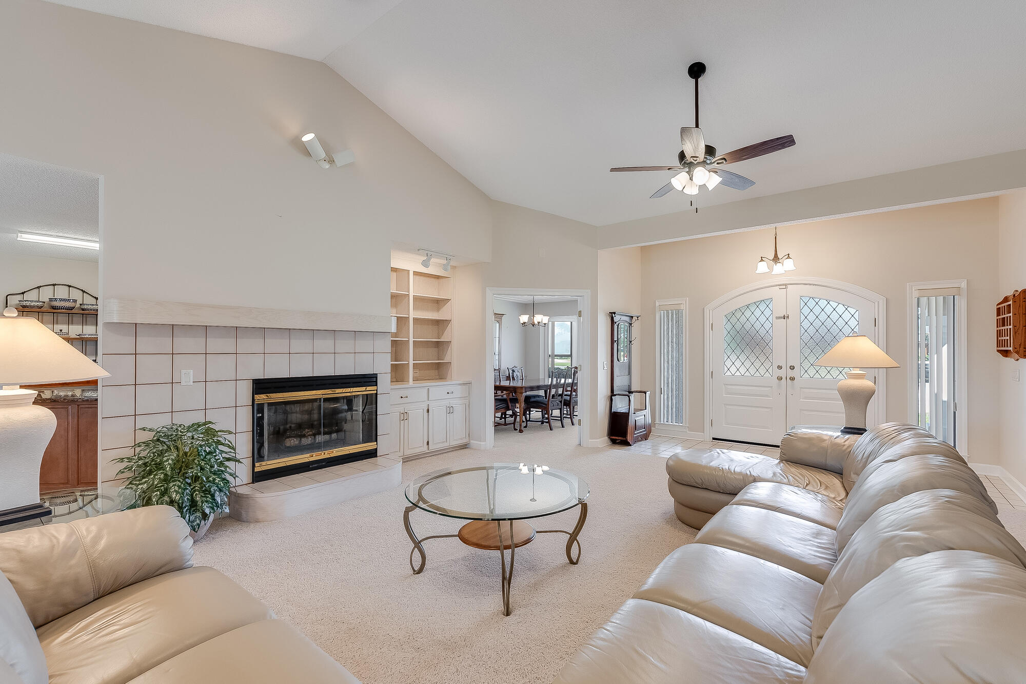 2884 Tupelo Drive
