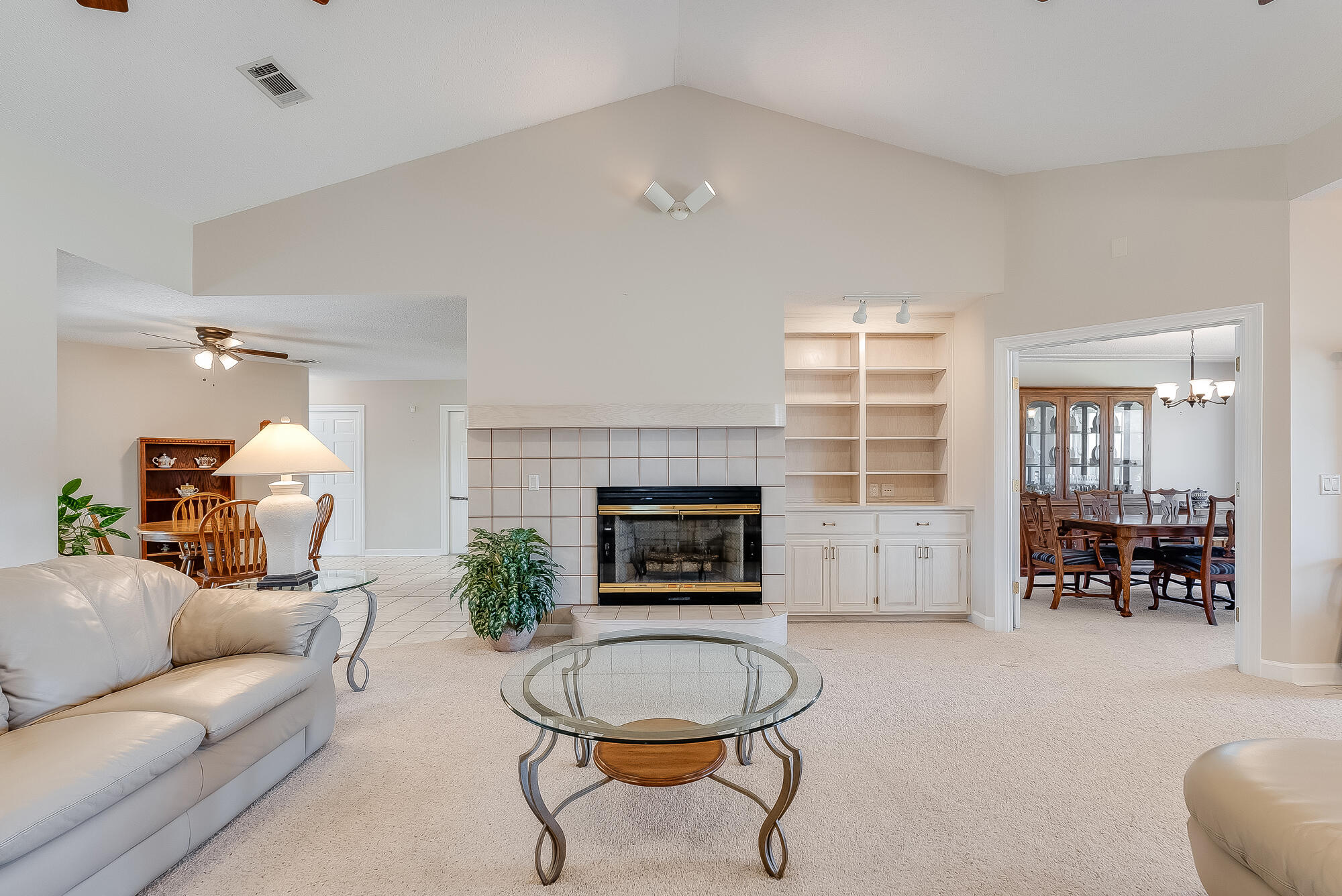 2884 Tupelo Drive