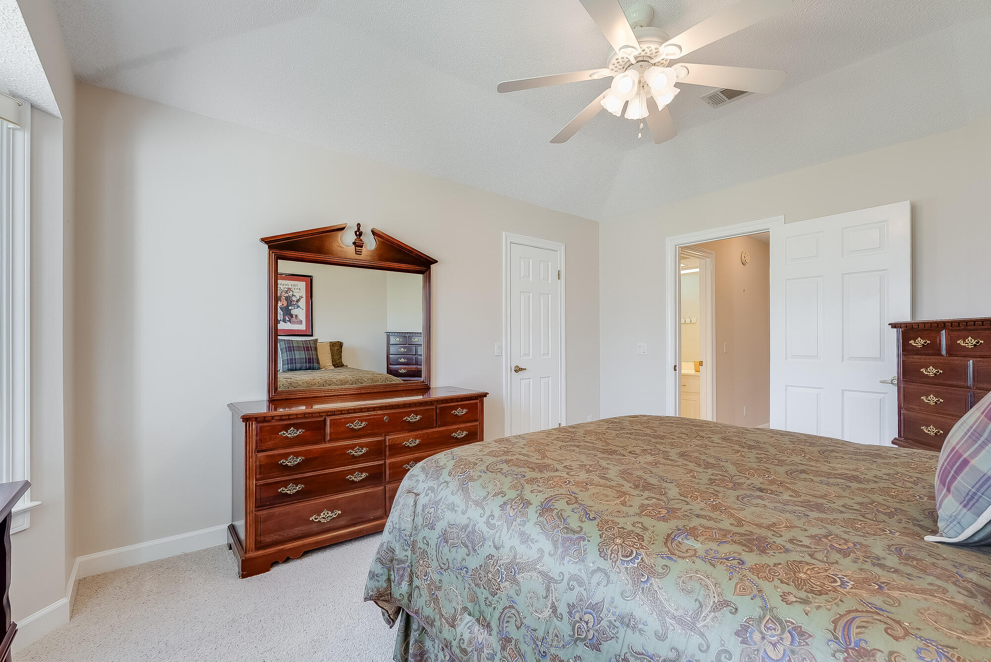 2884 Tupelo Drive