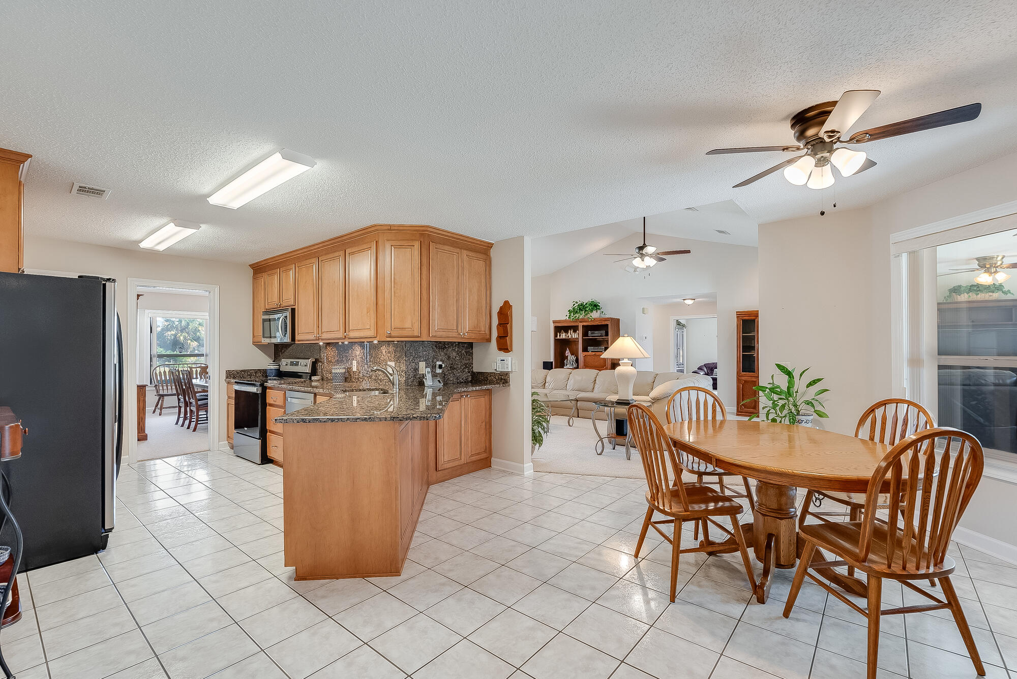 2884 Tupelo Drive