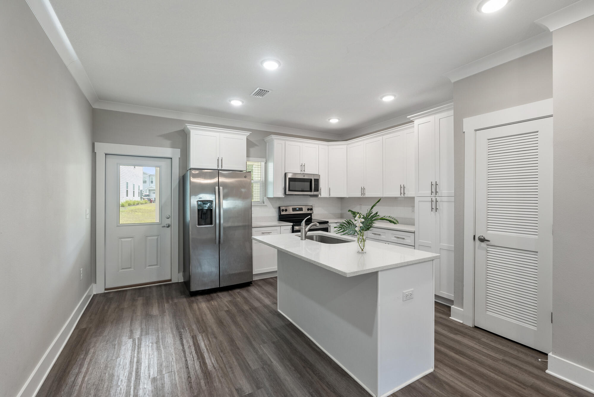 294 Date Palm Lane