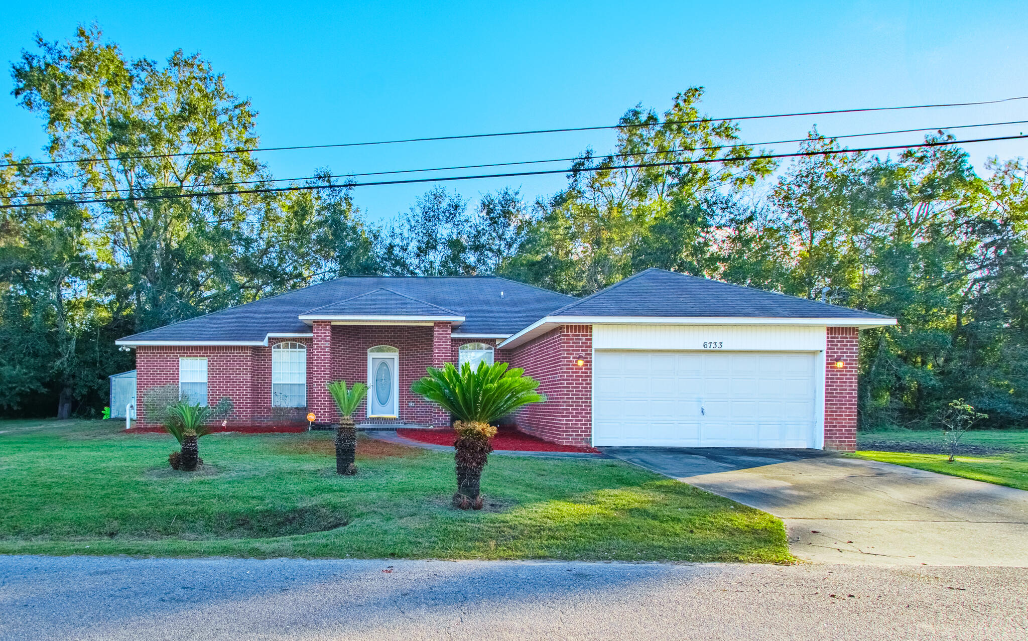 6733 Jackson Lane