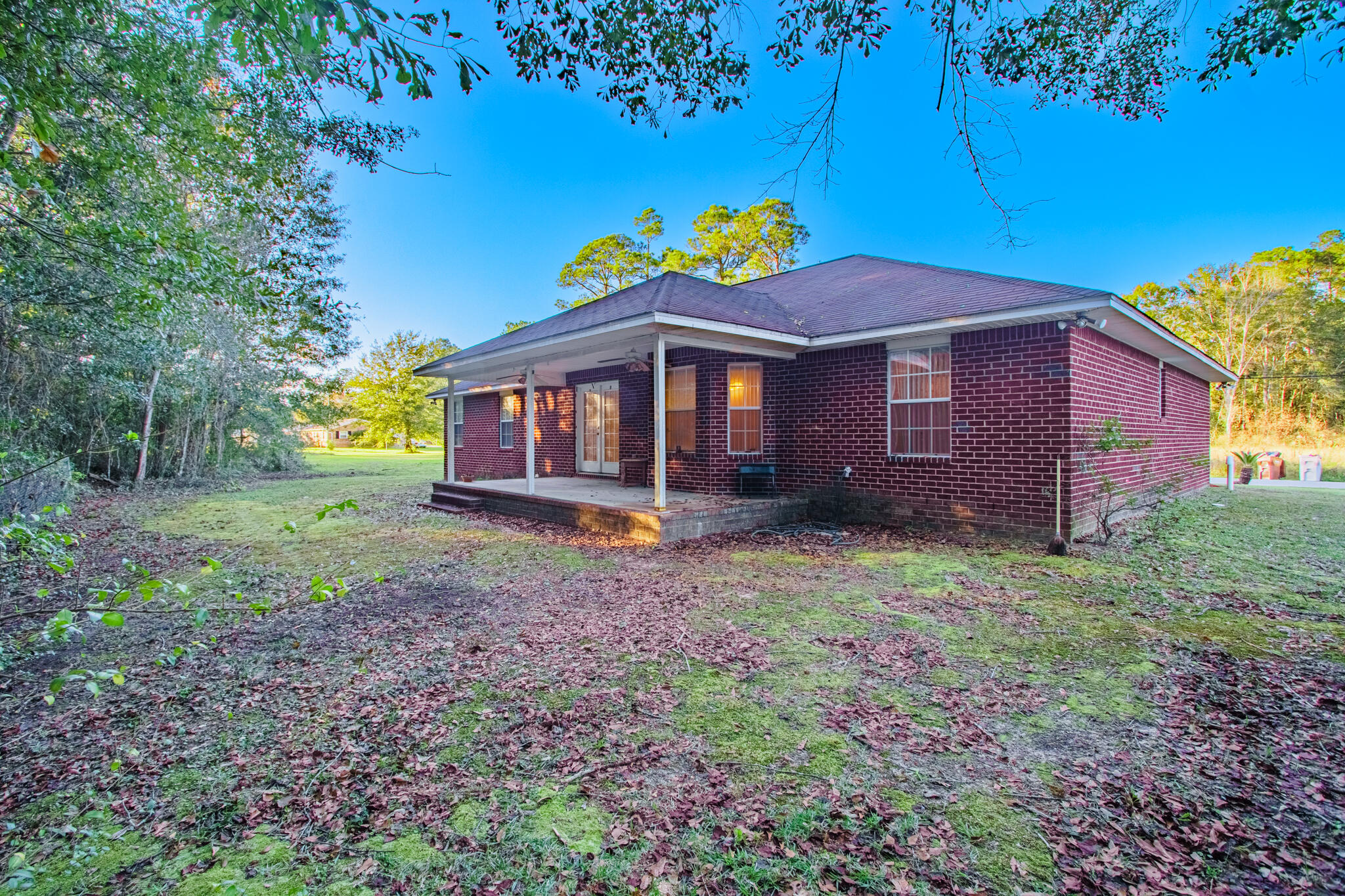 6733 Jackson Lane