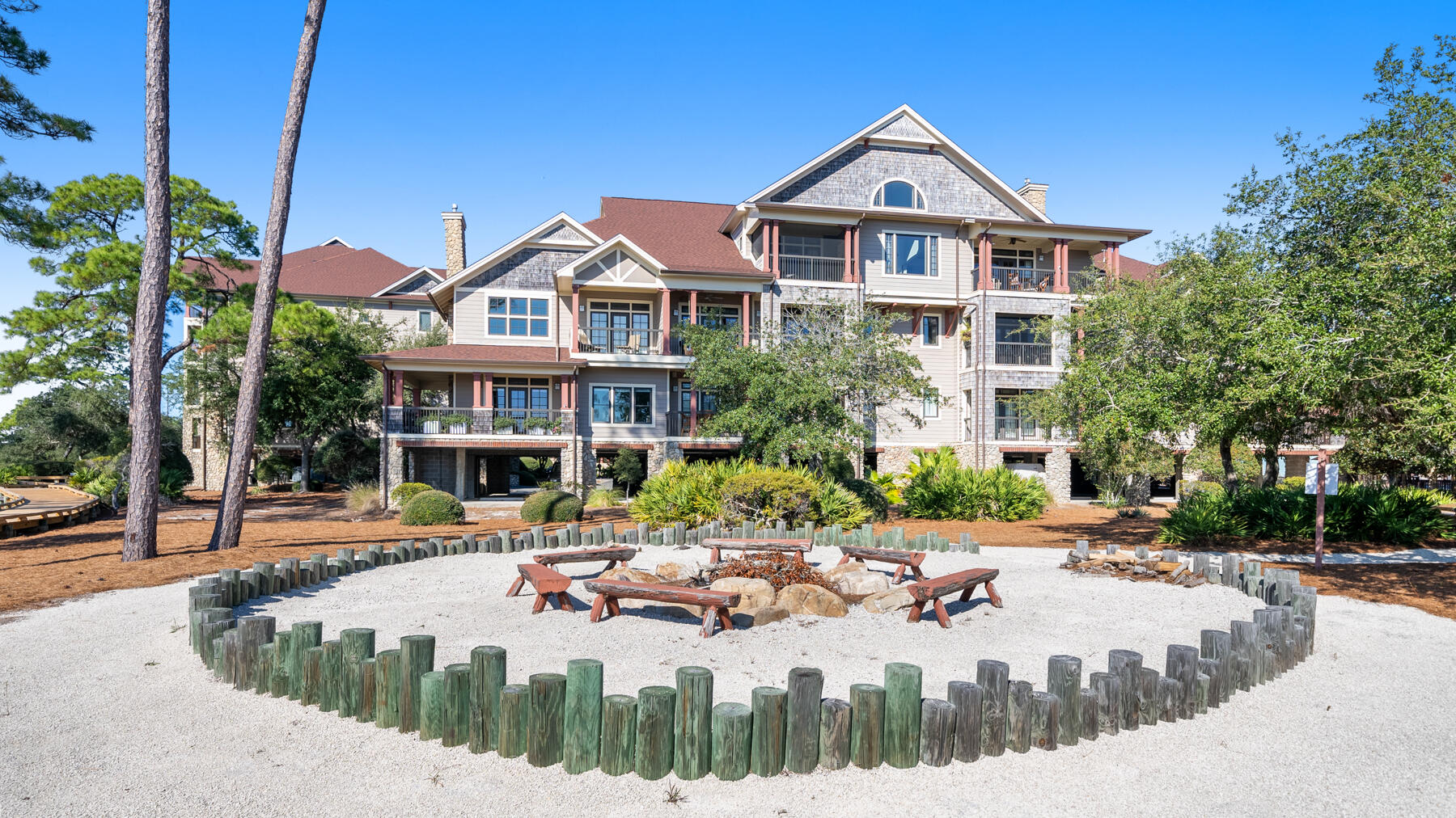 1743 Lost Cove Lane