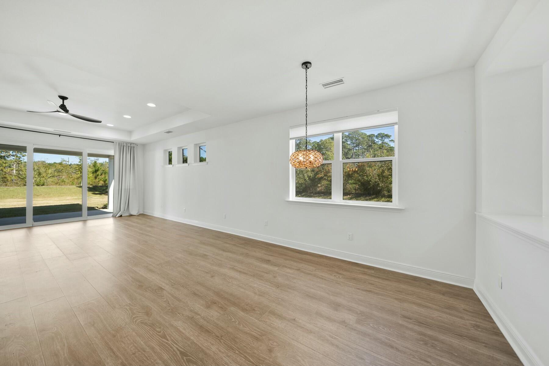 8400 Dockside Place