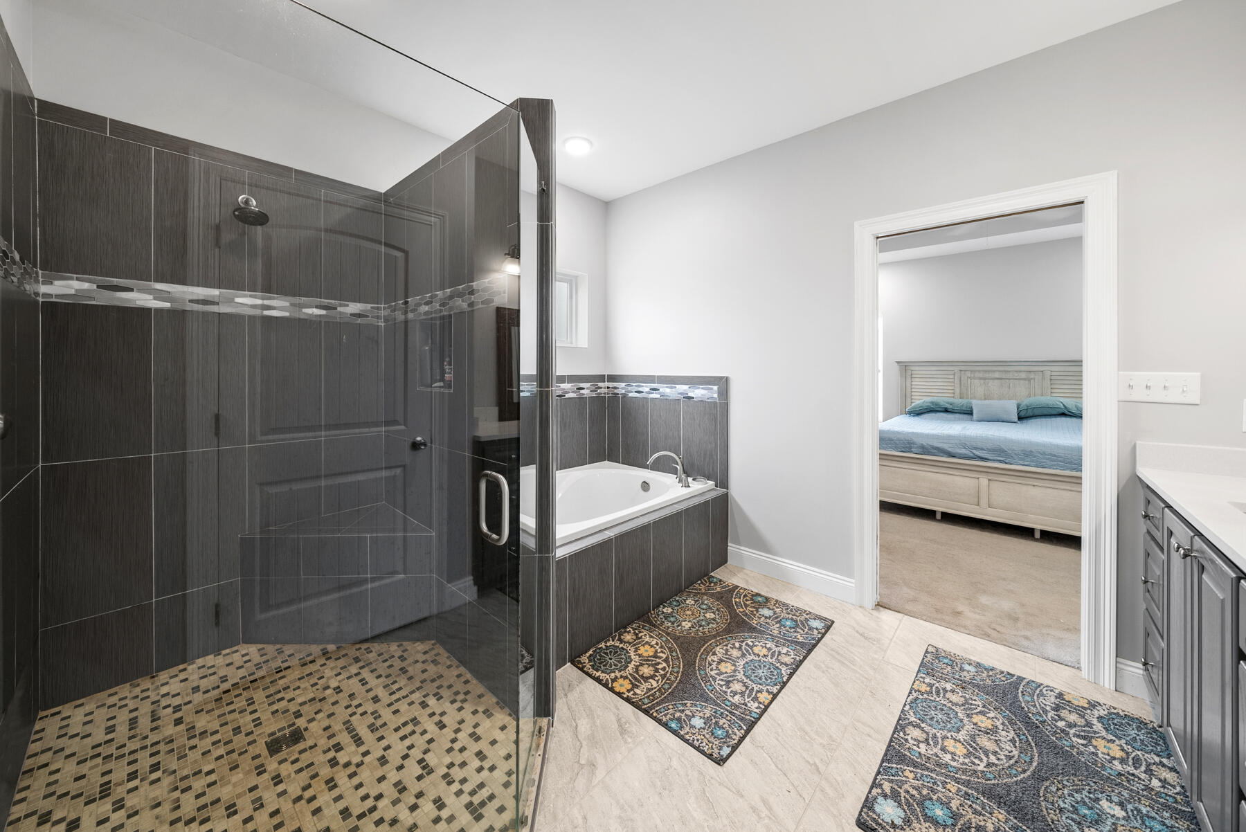 1835 W 29th Street