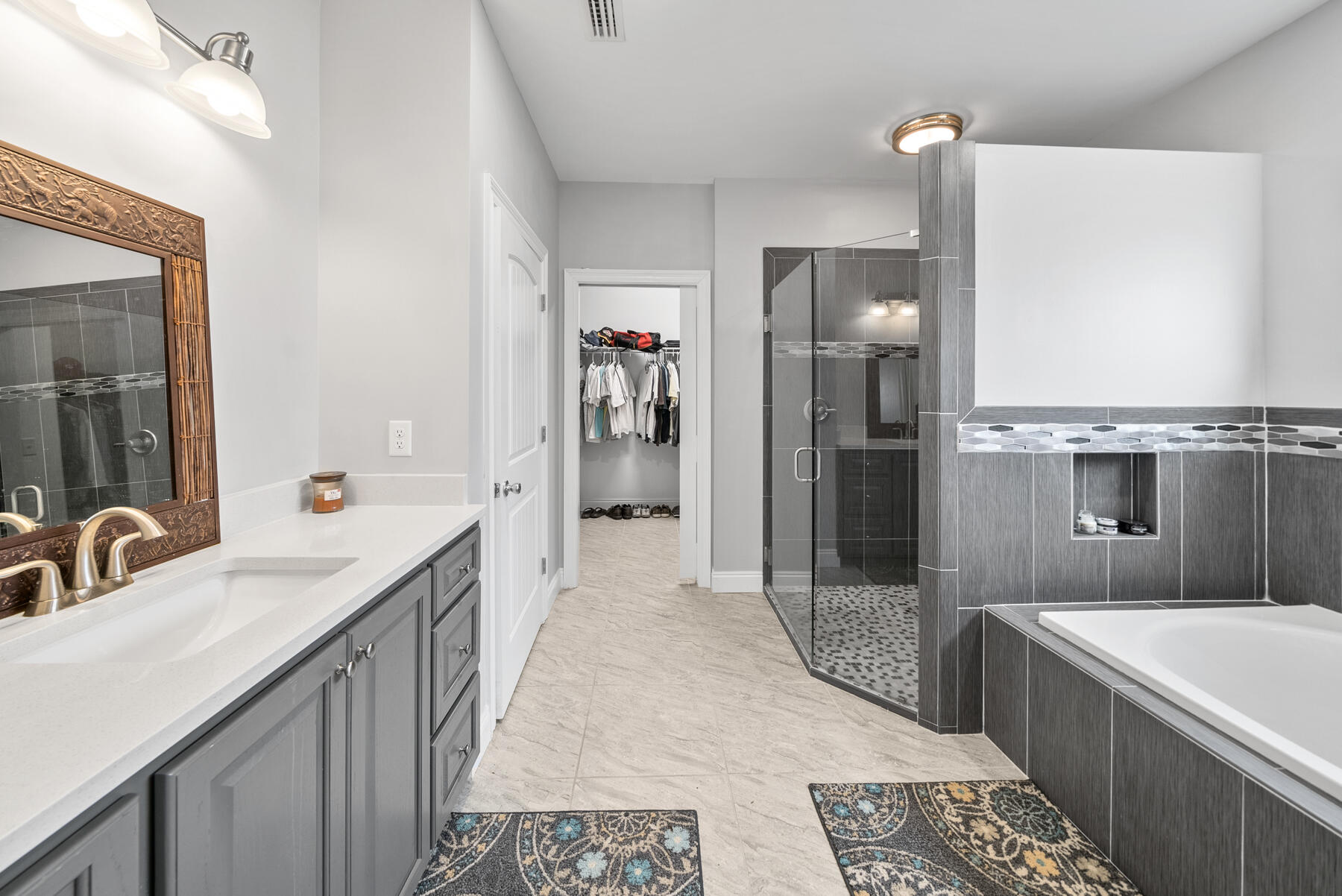 1835 W 29th Street