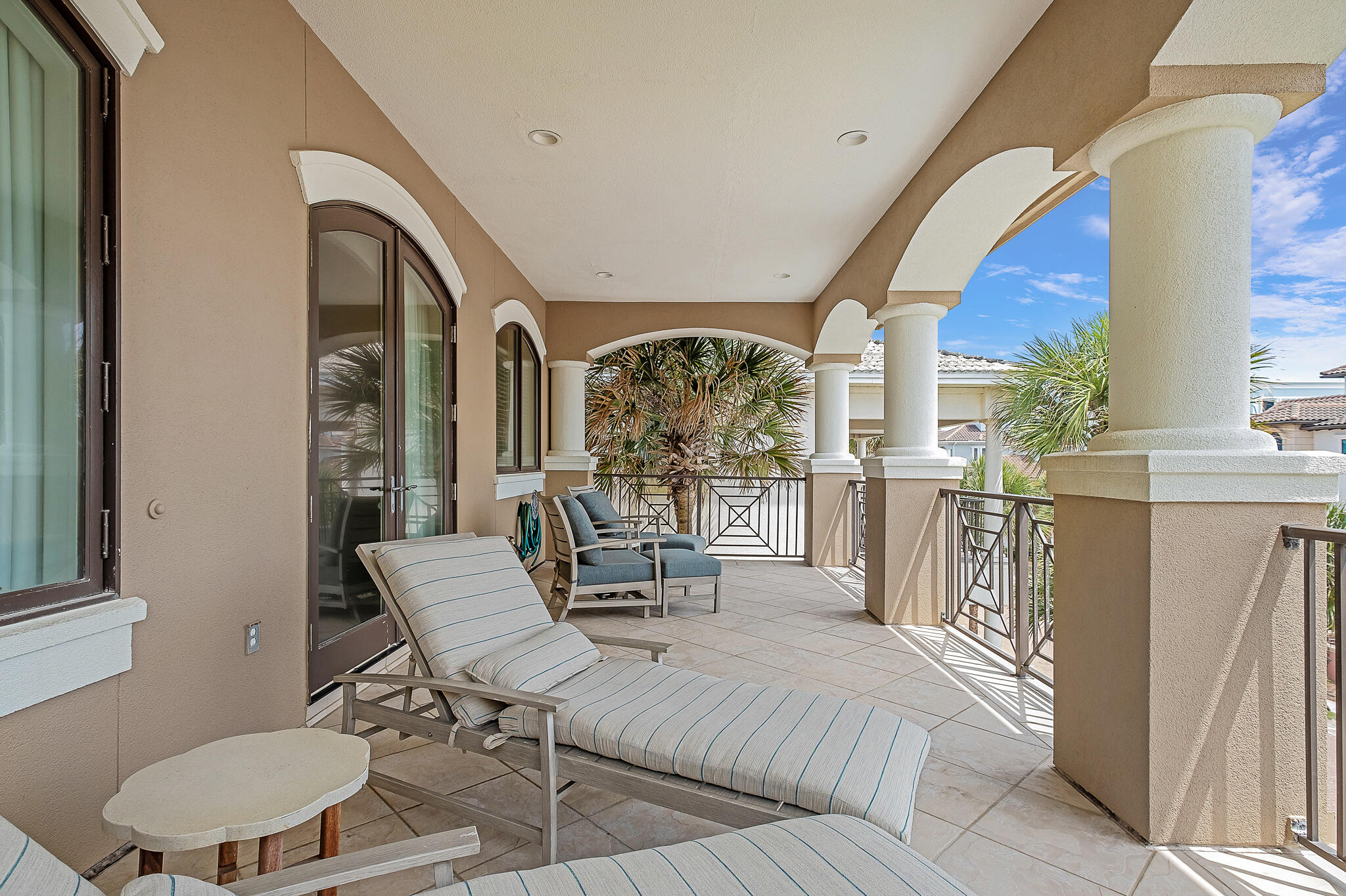 4719 Ocean Boulevard