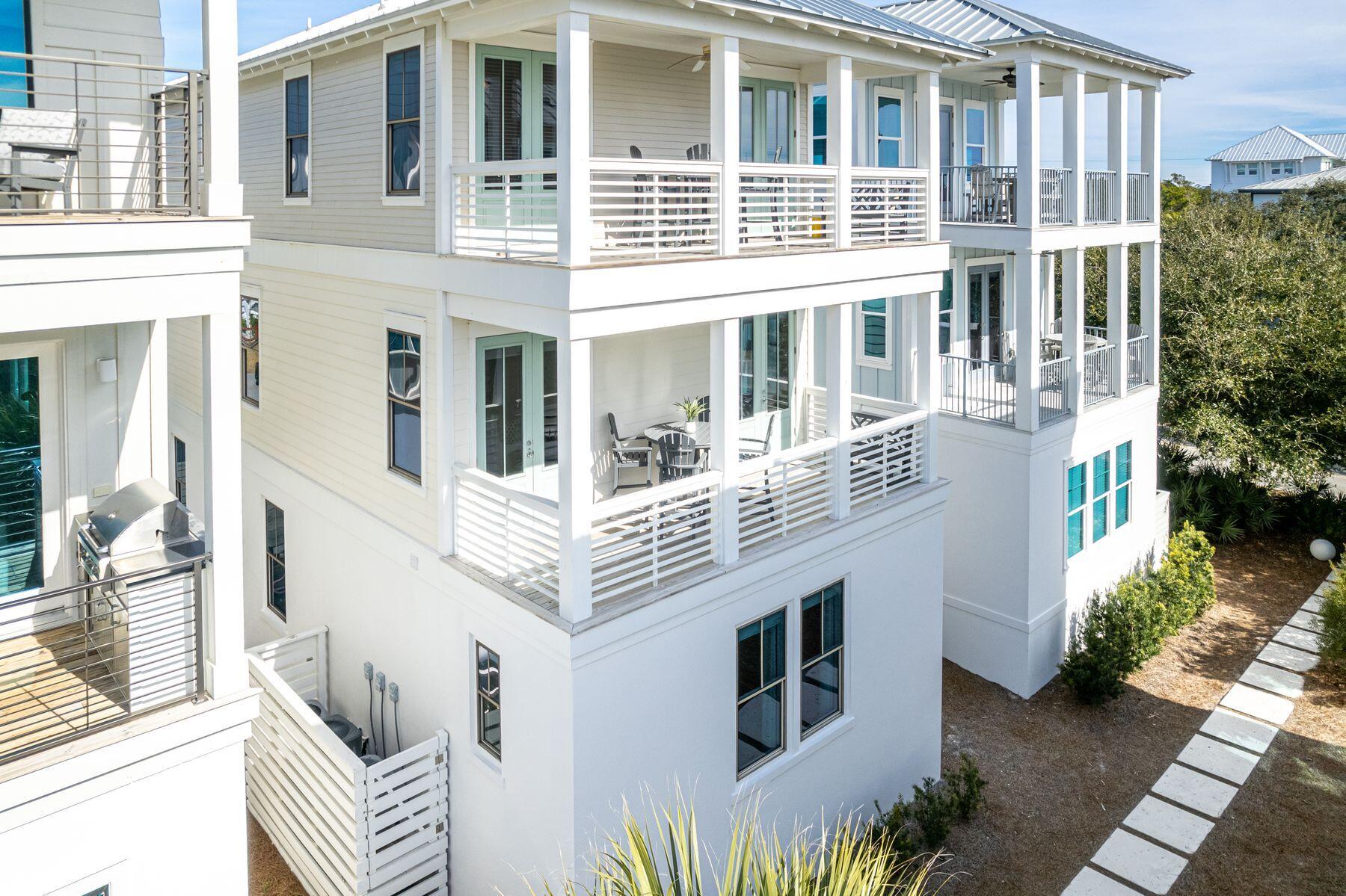 15 Pompano Street