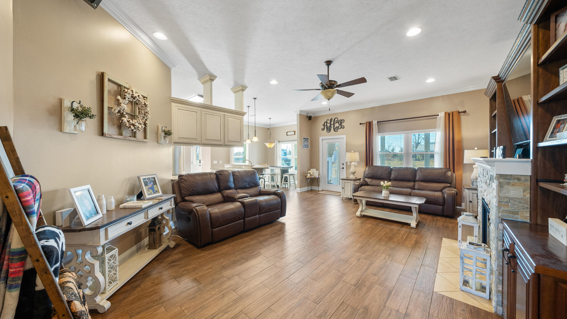6012 Pippin Road