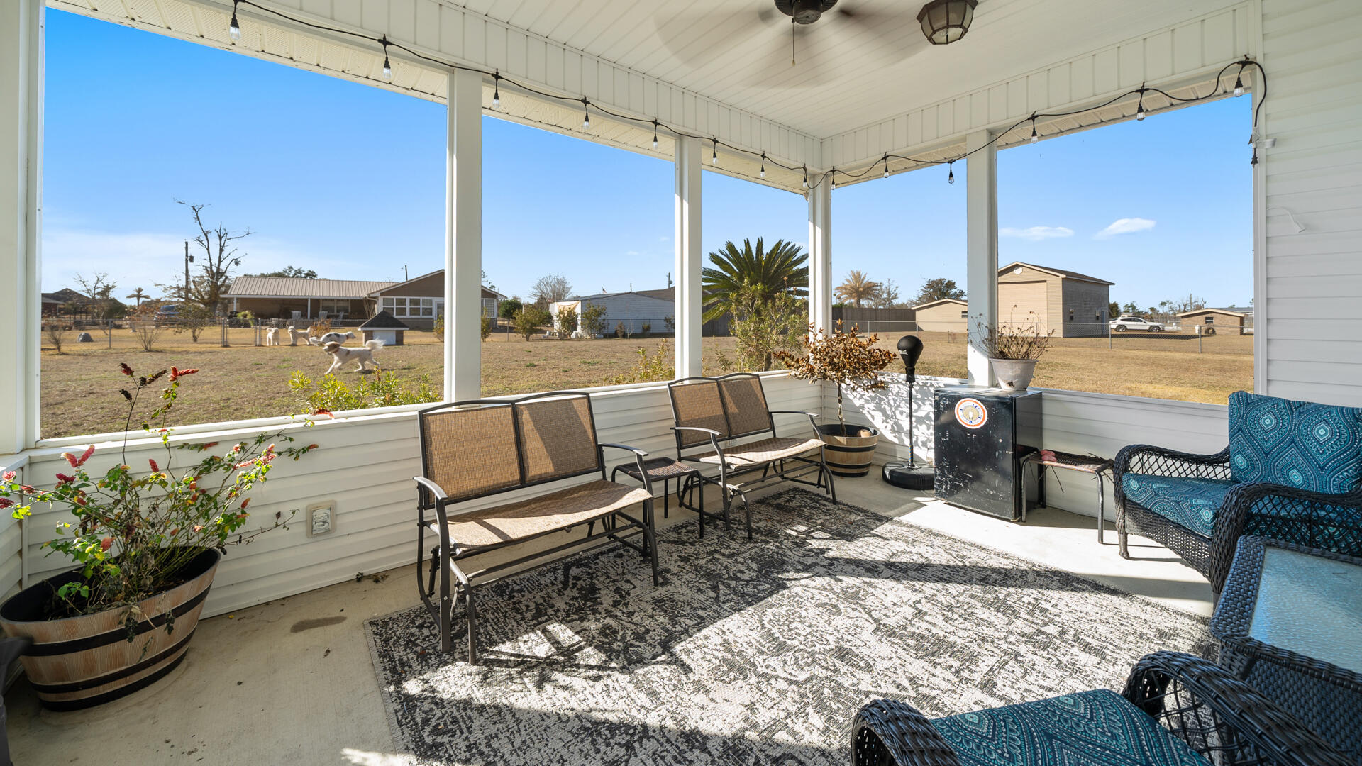 6012 Pippin Road