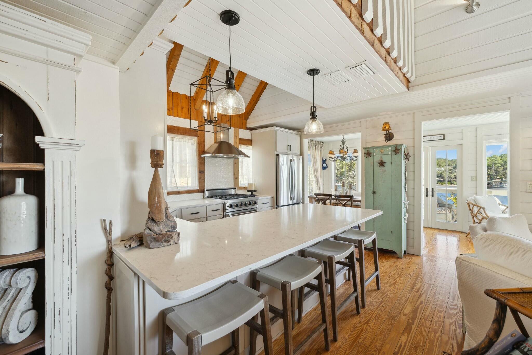 134 Camp Creek Road N