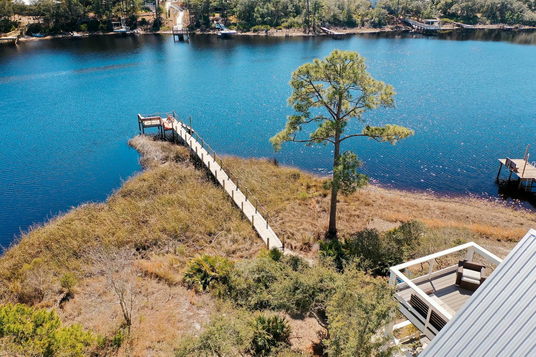 134 Camp Creek Road N